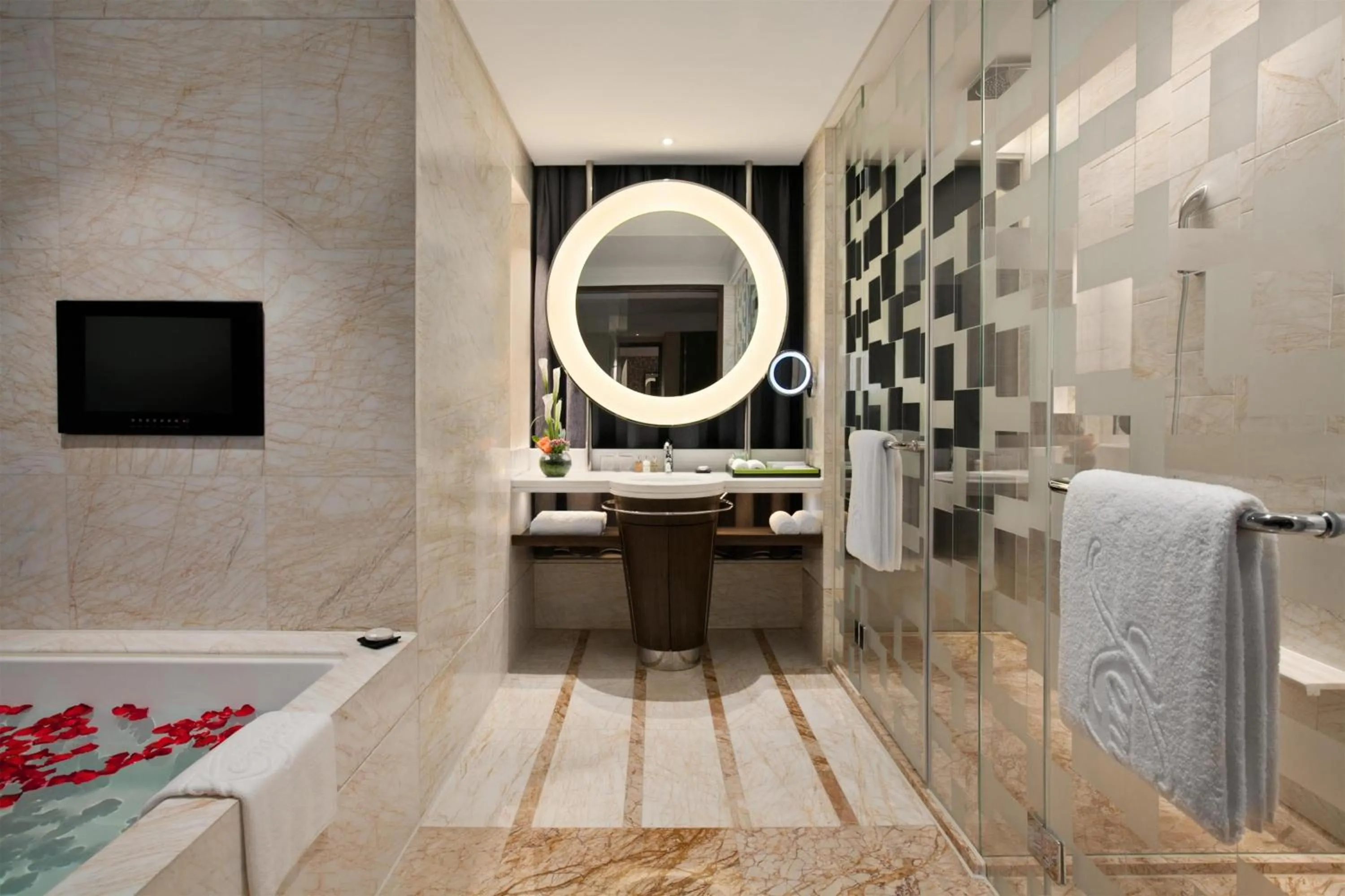 Bedroom in Kempinski Hotel Chongqing