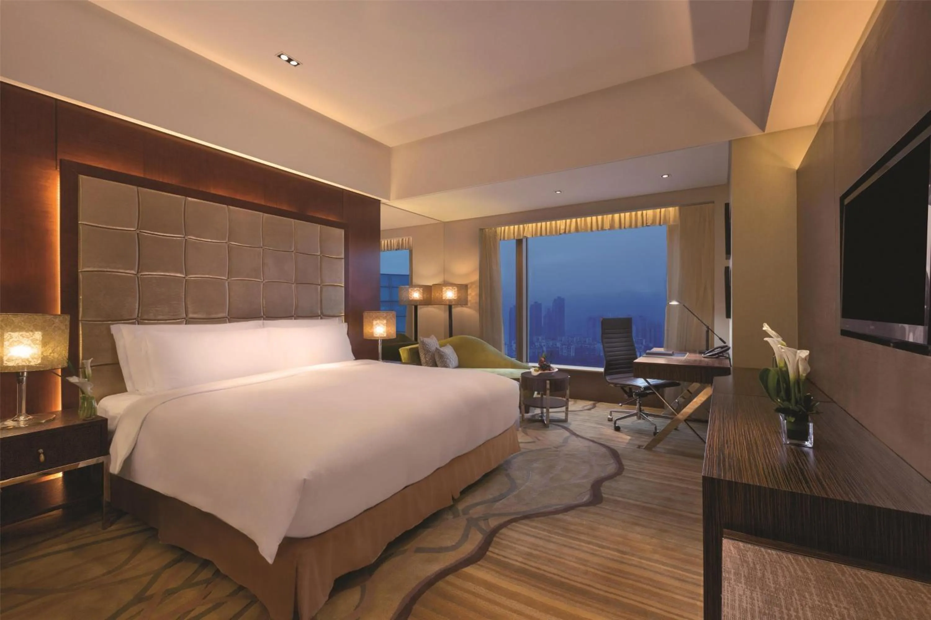 Bedroom in Kempinski Hotel Chongqing