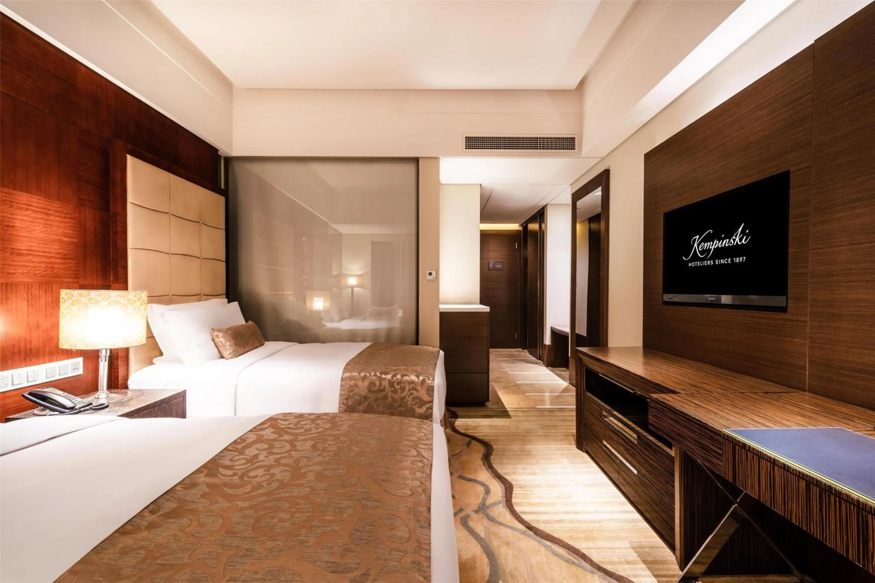 Bedroom in Kempinski Hotel Chongqing