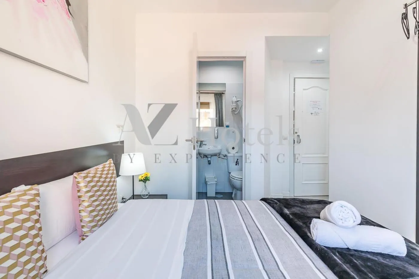 Photo of the whole room, Bed in AYZ Sierra de Meira - Auto check-in property