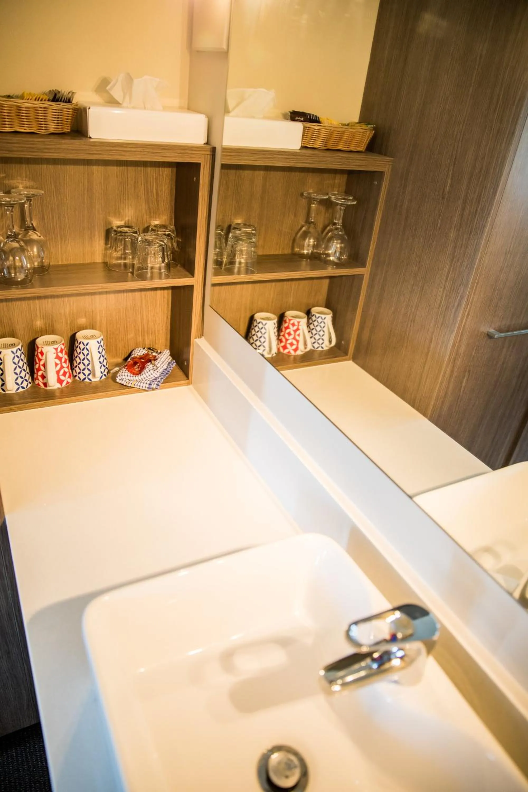 Decorative detail in Lilac City Motor Inn