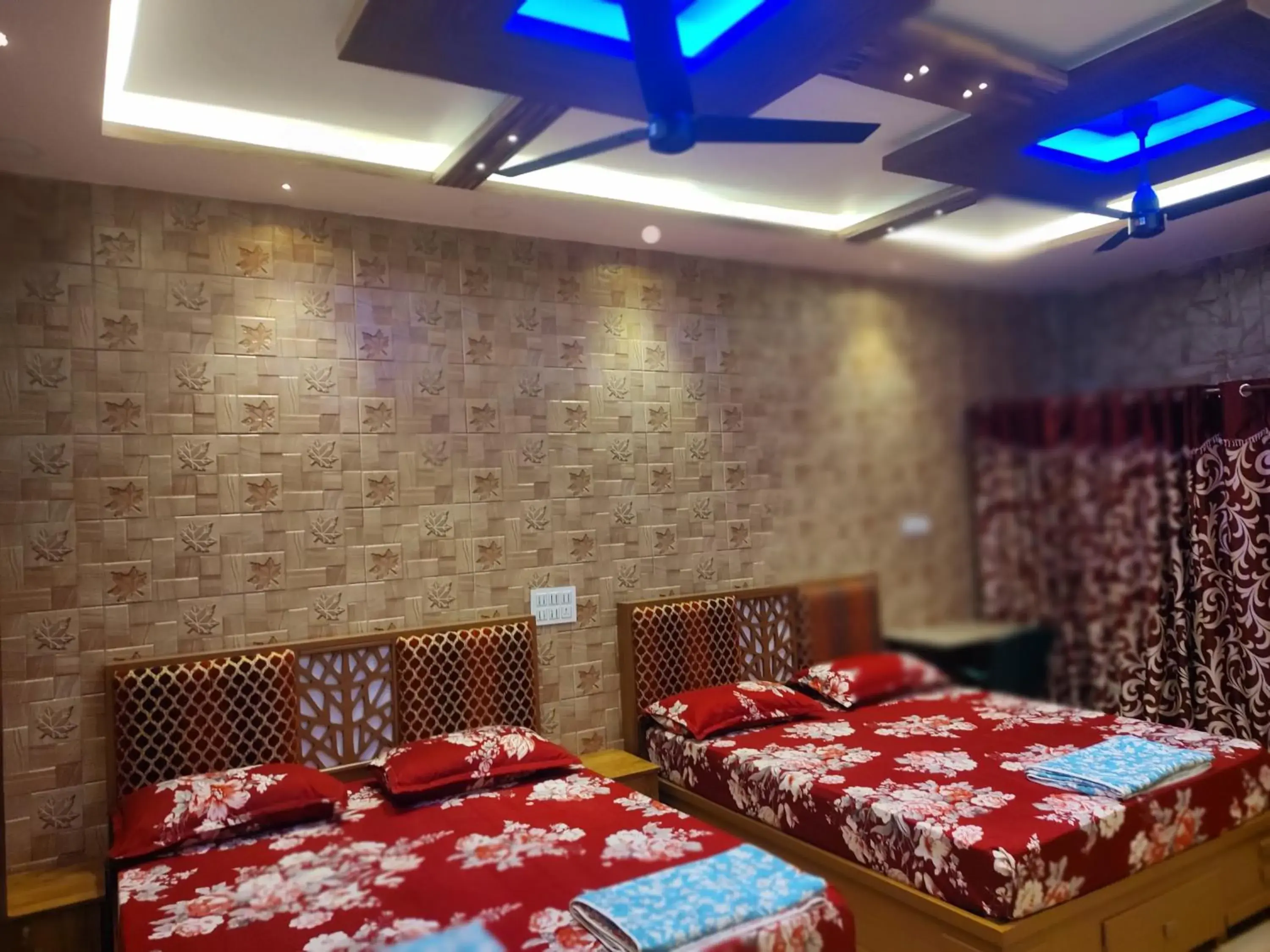 Villa with Private Pool in Mary Land Homestay Villa with Private Pool in Mary Land Homestay