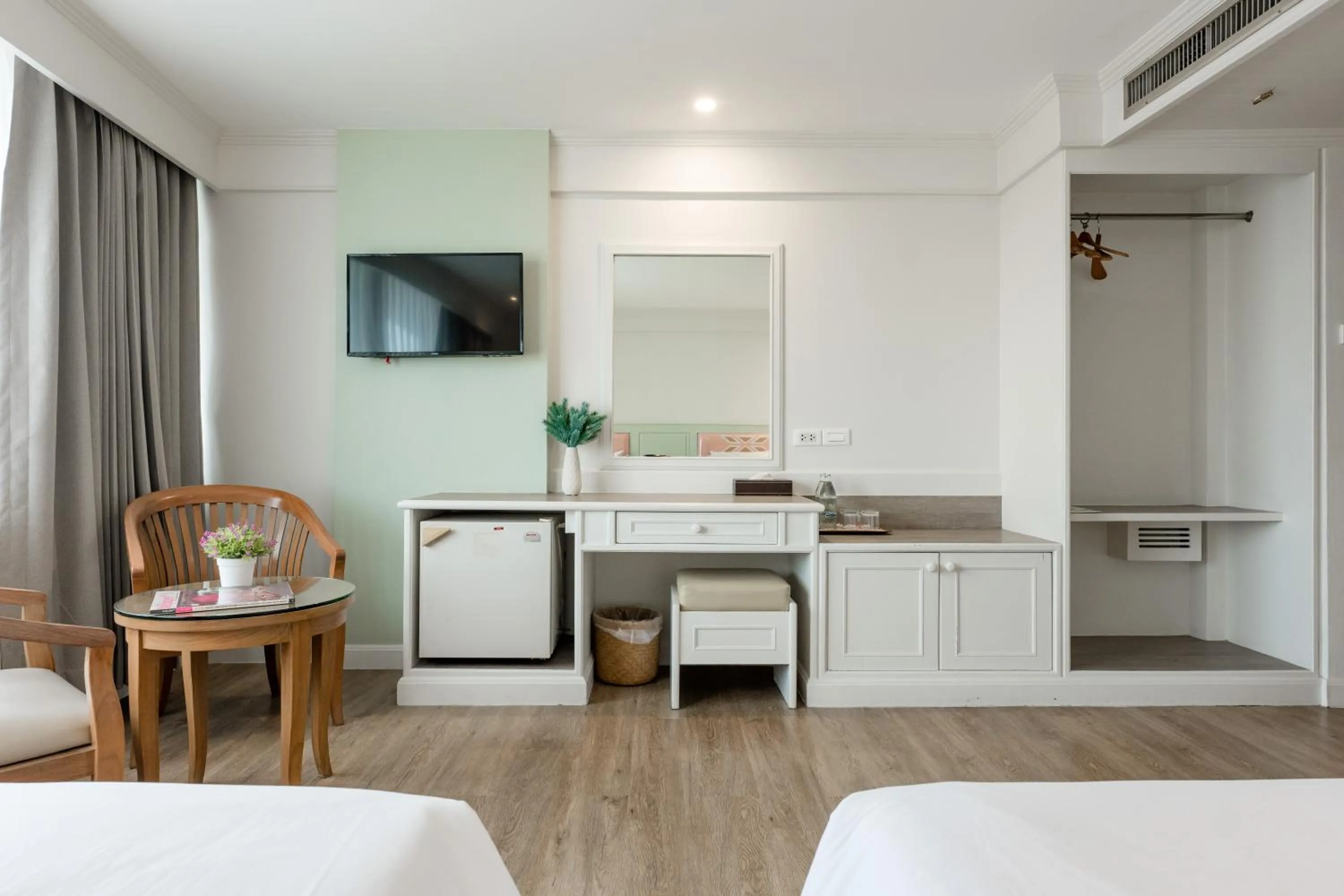 Bedroom, Bed in Dhevaraj Hotel