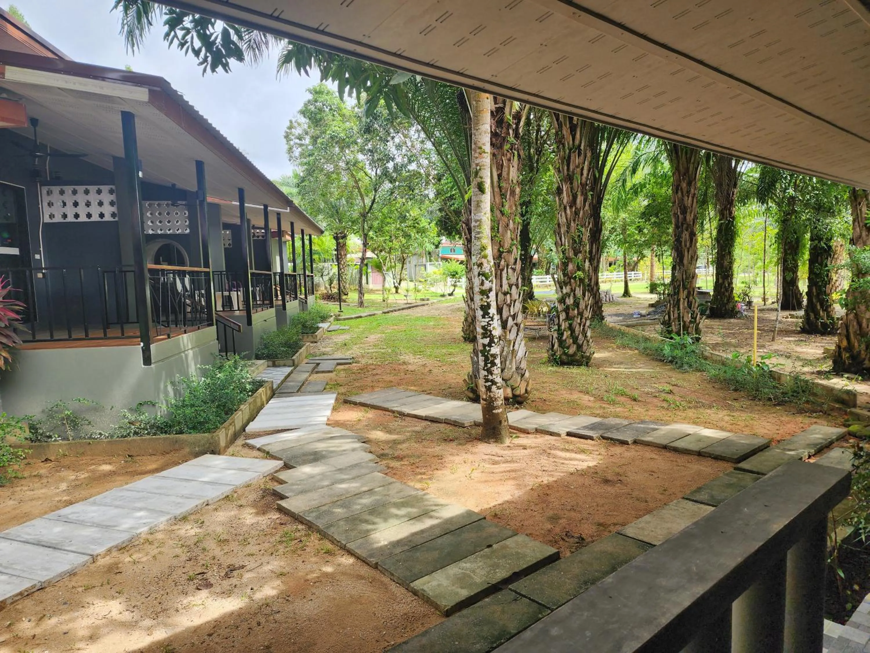 Property building in Khaolak Yama Resort - SHA Plus