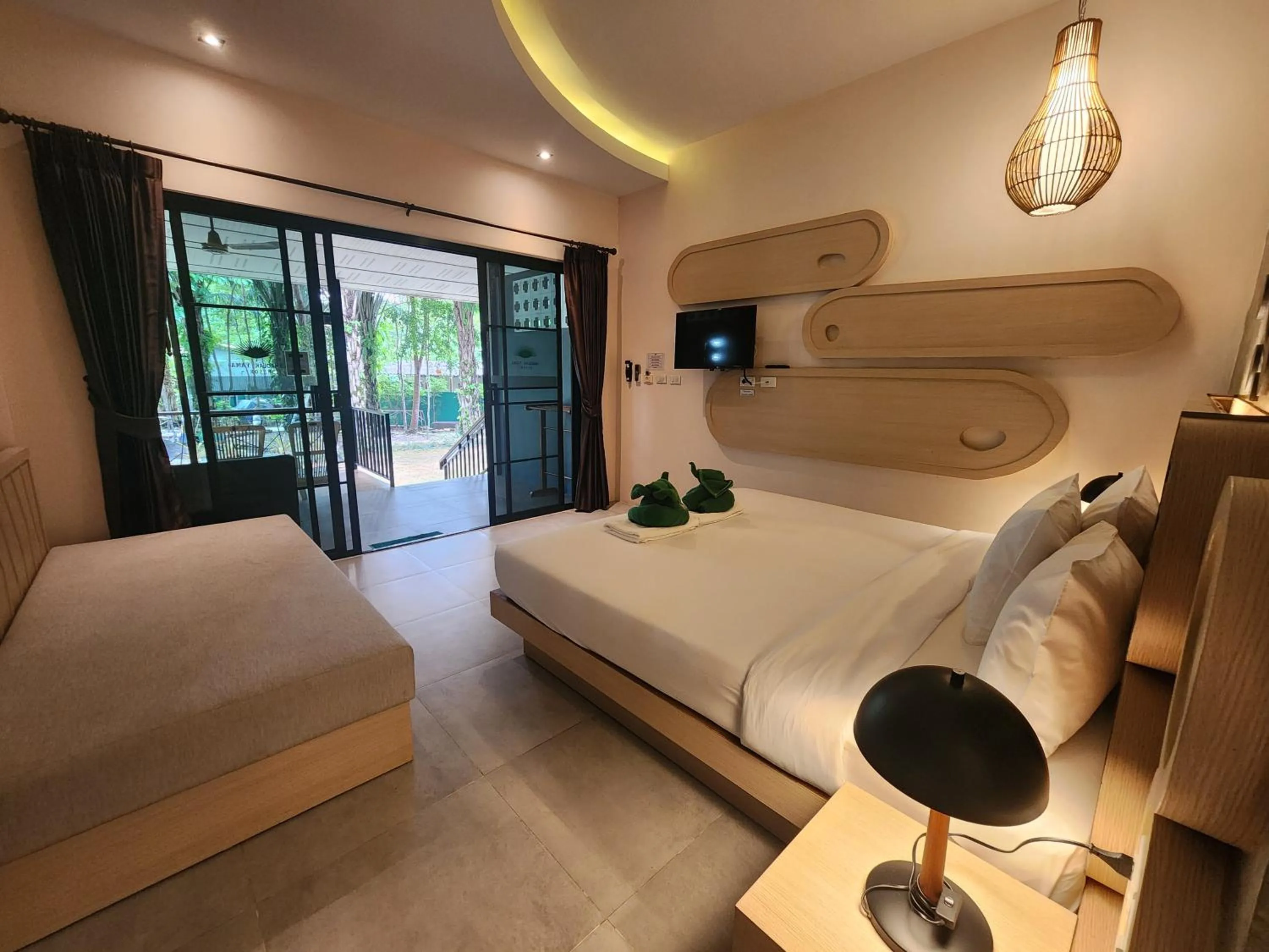 Bedroom, Bed in Khaolak Yama Resort - SHA Plus