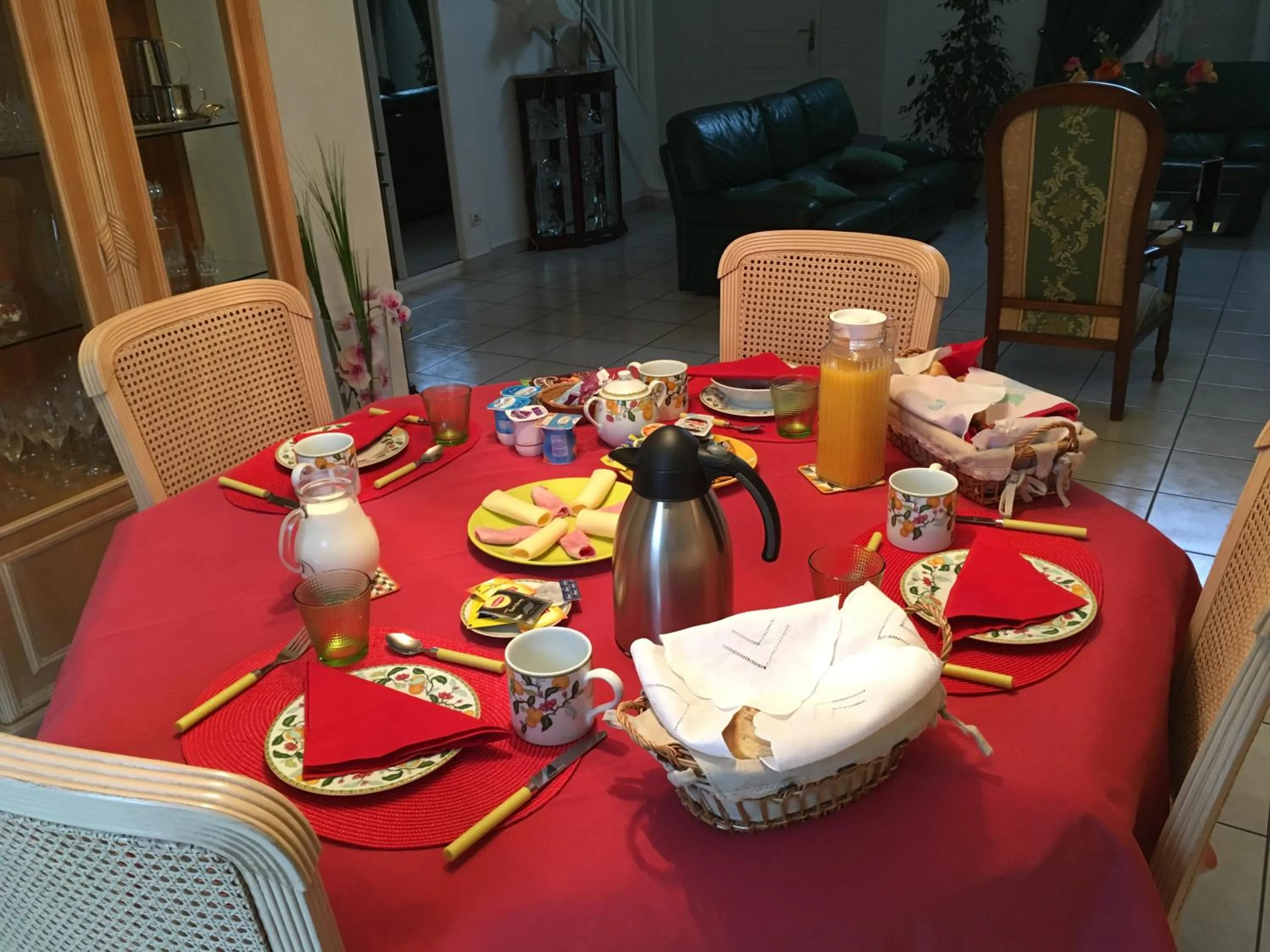 Breakfast in Maison Tobias