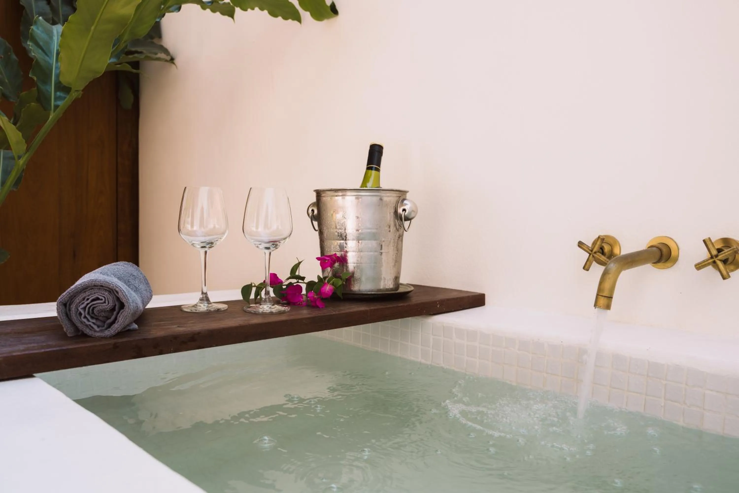 Open Air Bath in Le Sen Boutique Hotel