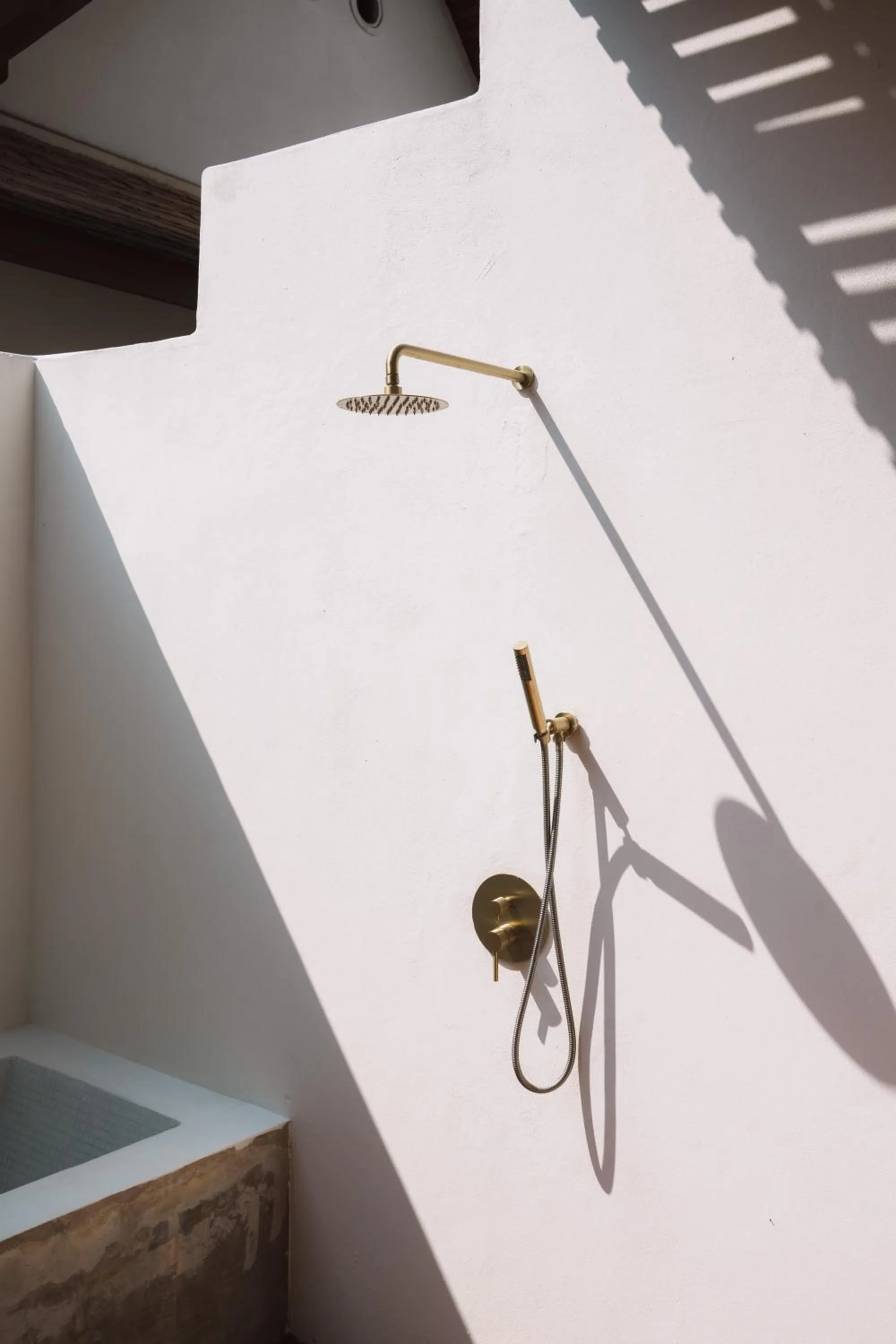 Shower in Le Sen Boutique Hotel