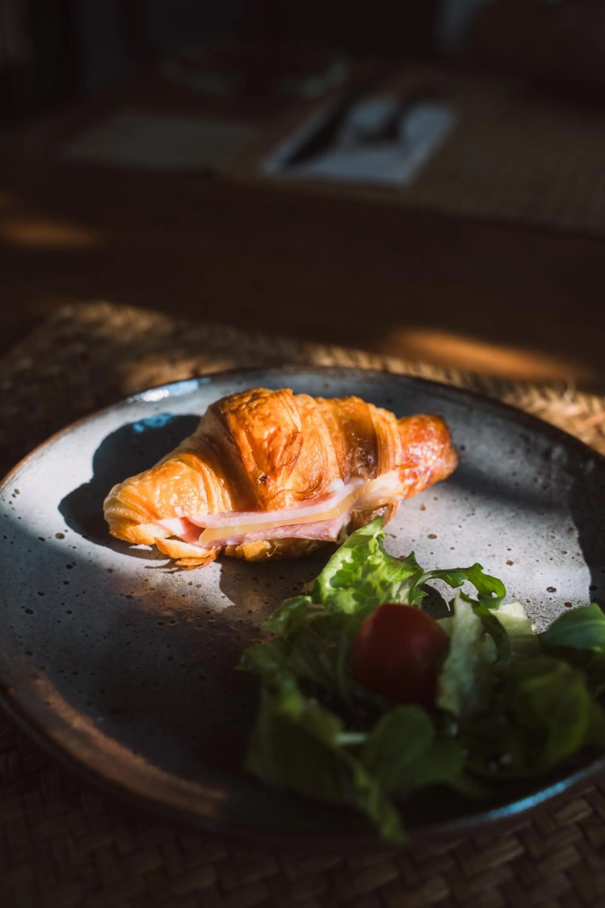 Restaurant/places to eat in Le Sen Boutique Hotel