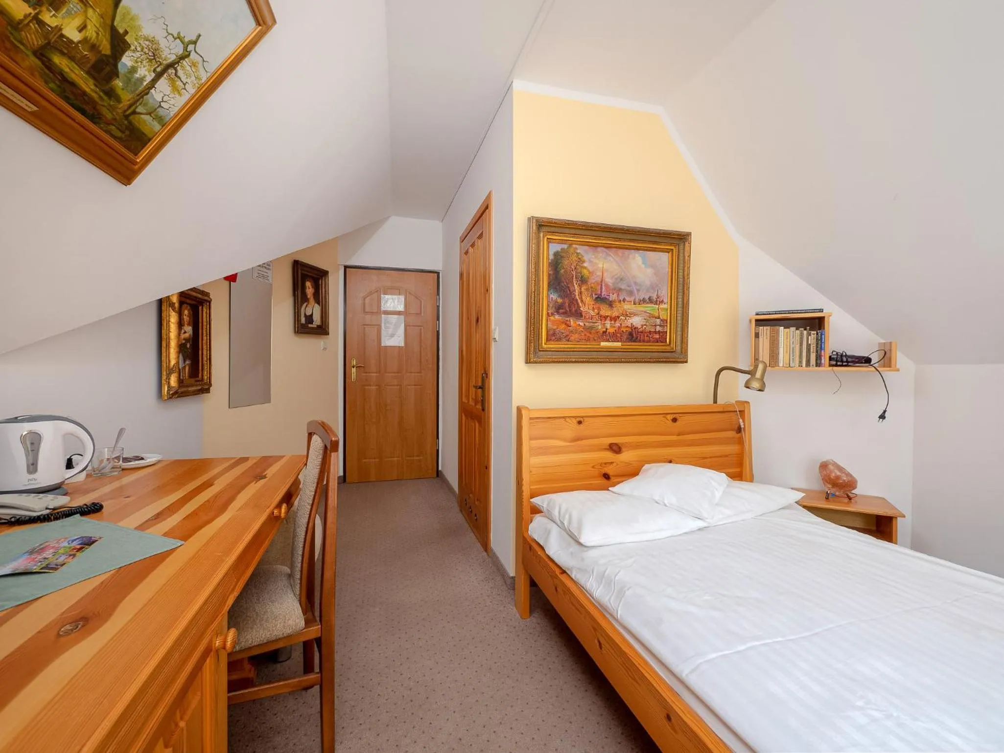 Bed in Hotel Jan