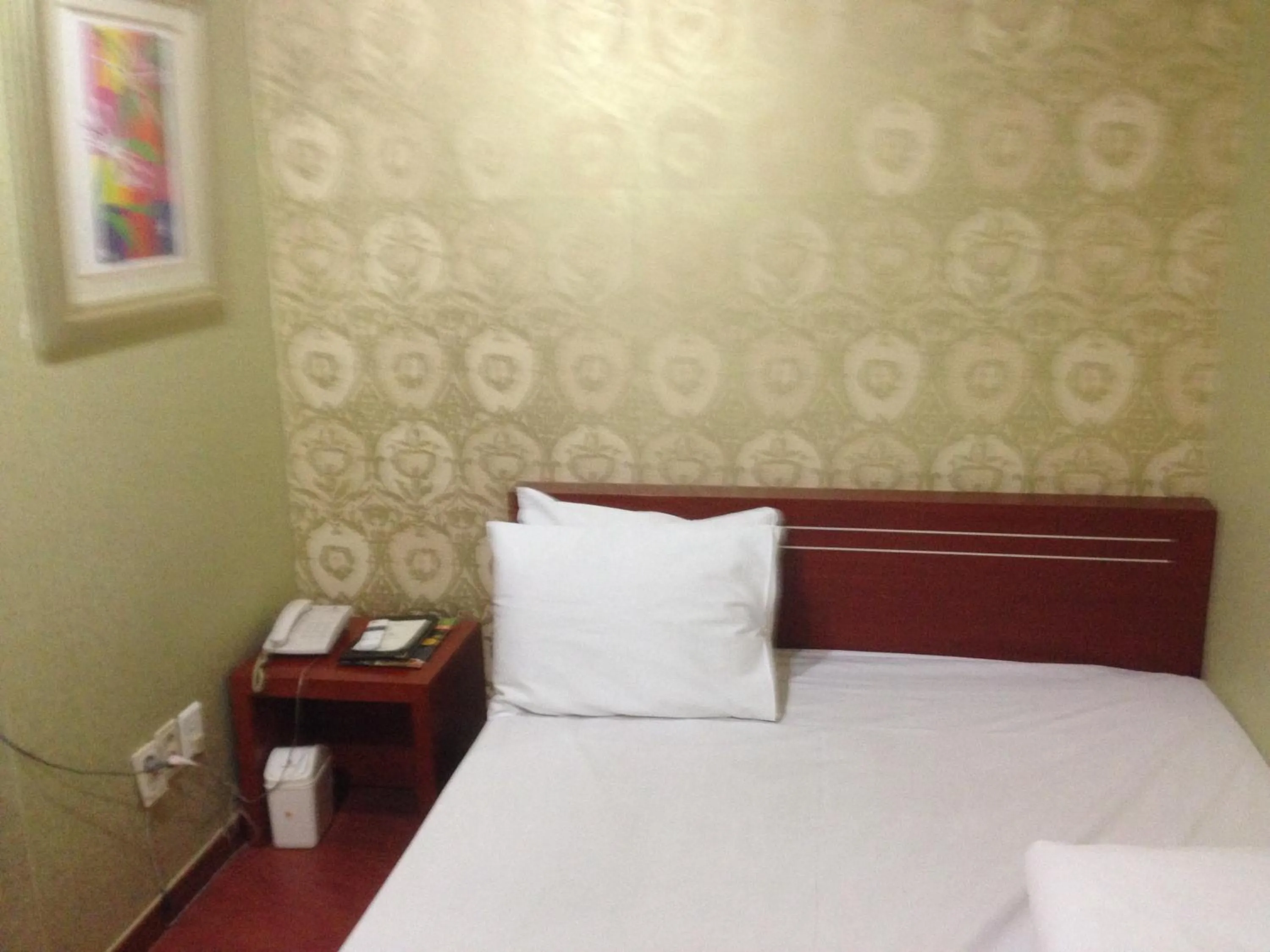 Photo of the whole room, Bed in Daegu Goodstay Herotel