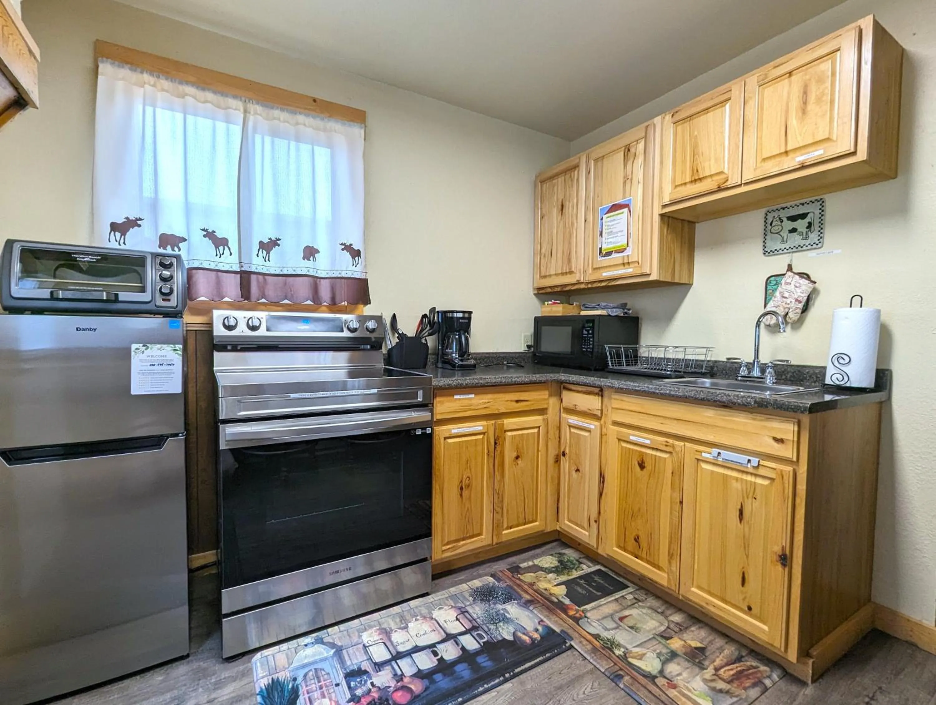 Yellowstone's Treasure Cabins