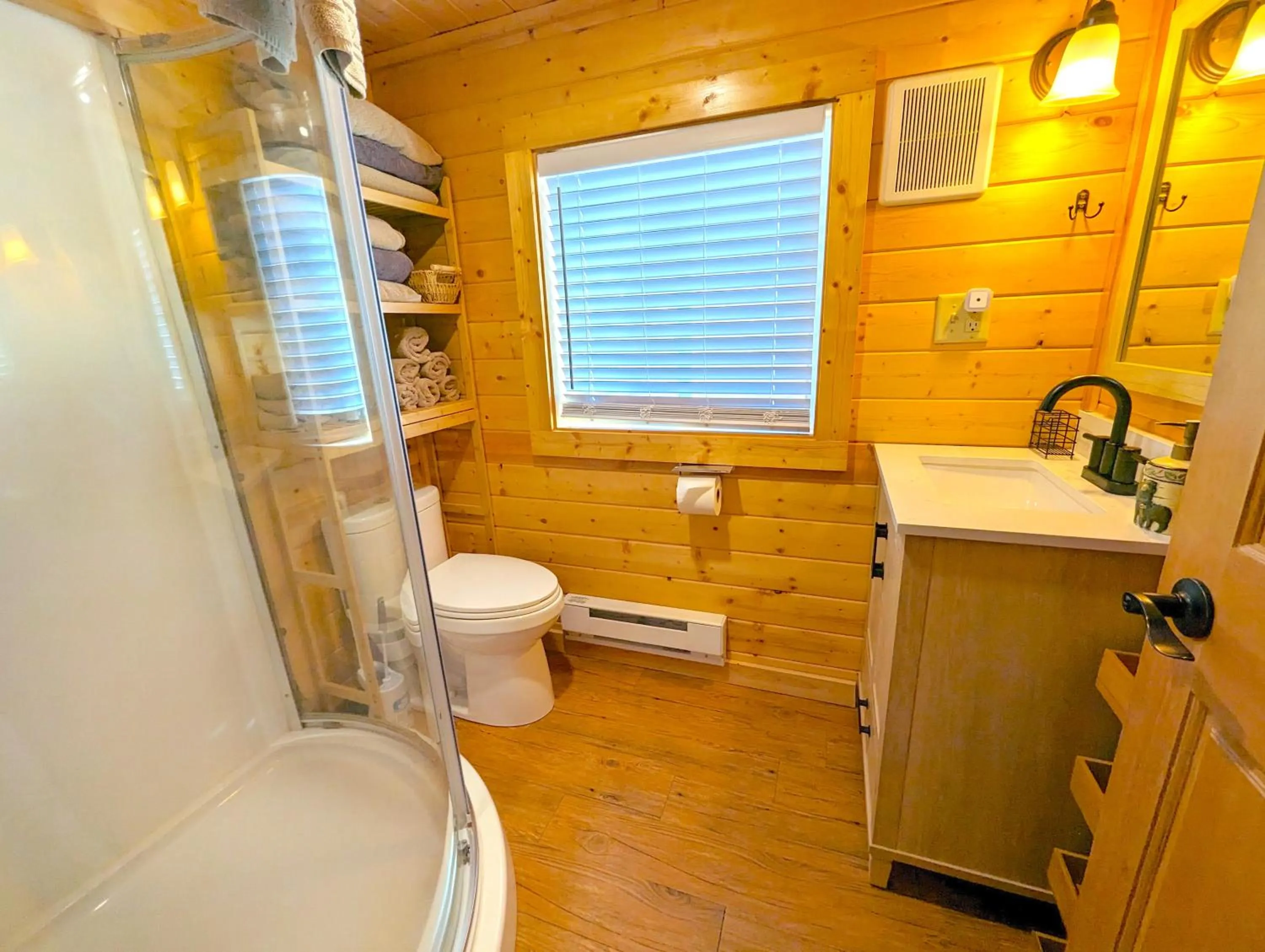 Yellowstone's Treasure Cabins