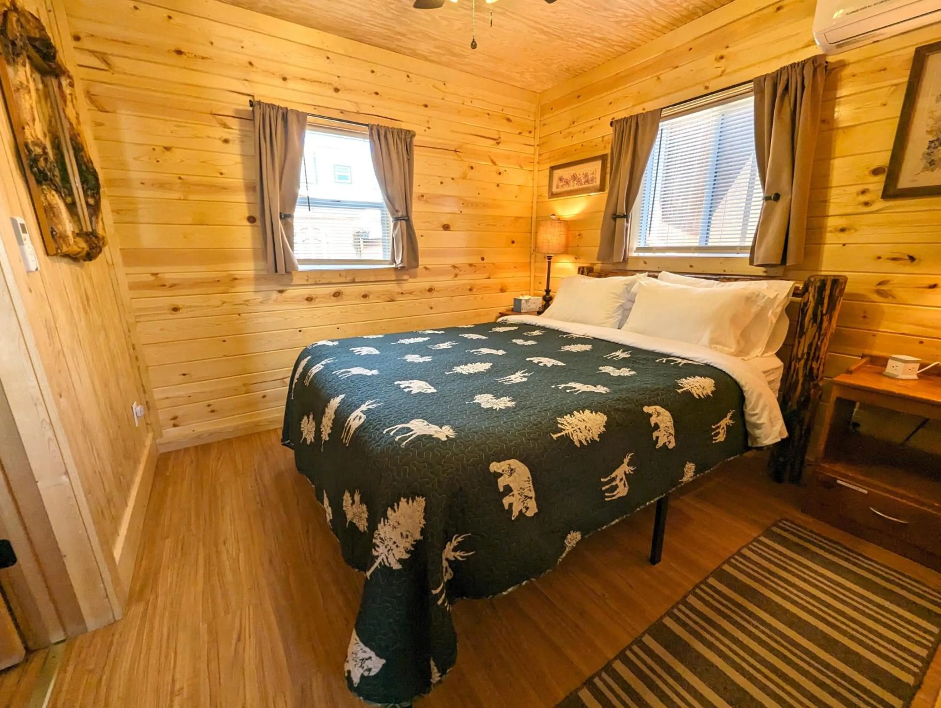 Bed in Yellowstone's Treasure Cabins