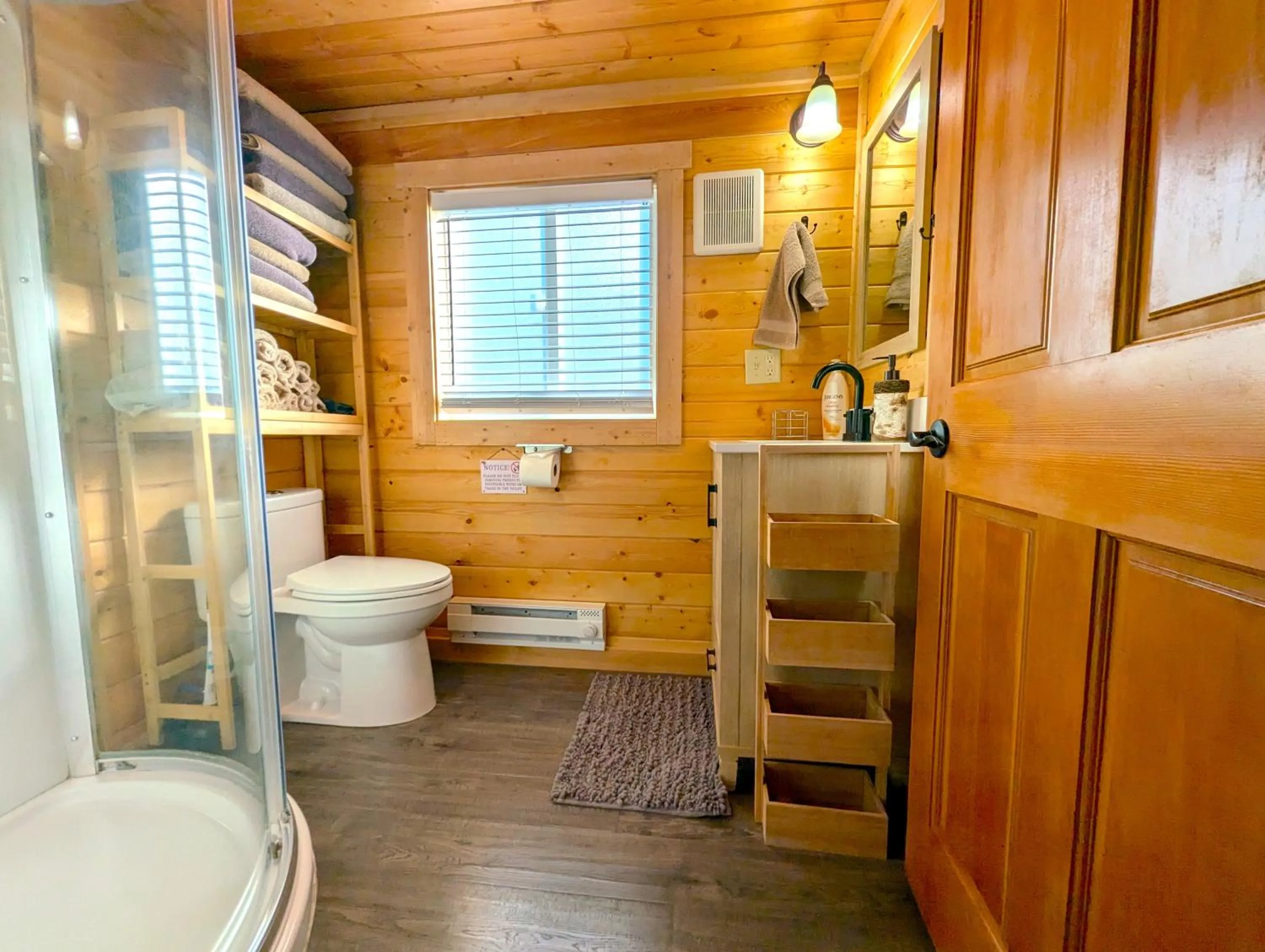 Yellowstone's Treasure Cabins