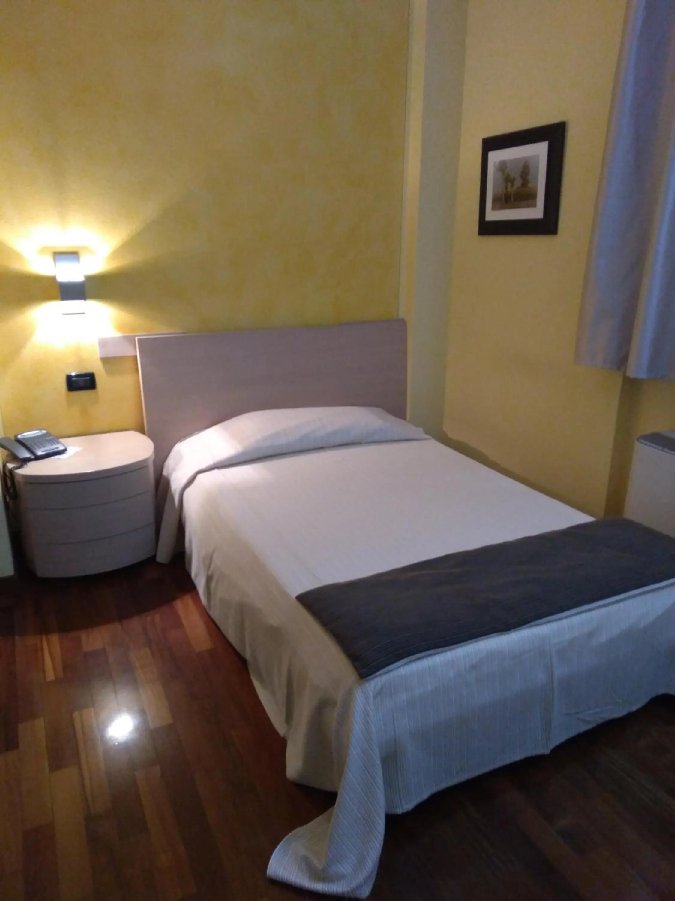 Bed in Hotel Fontana Santa