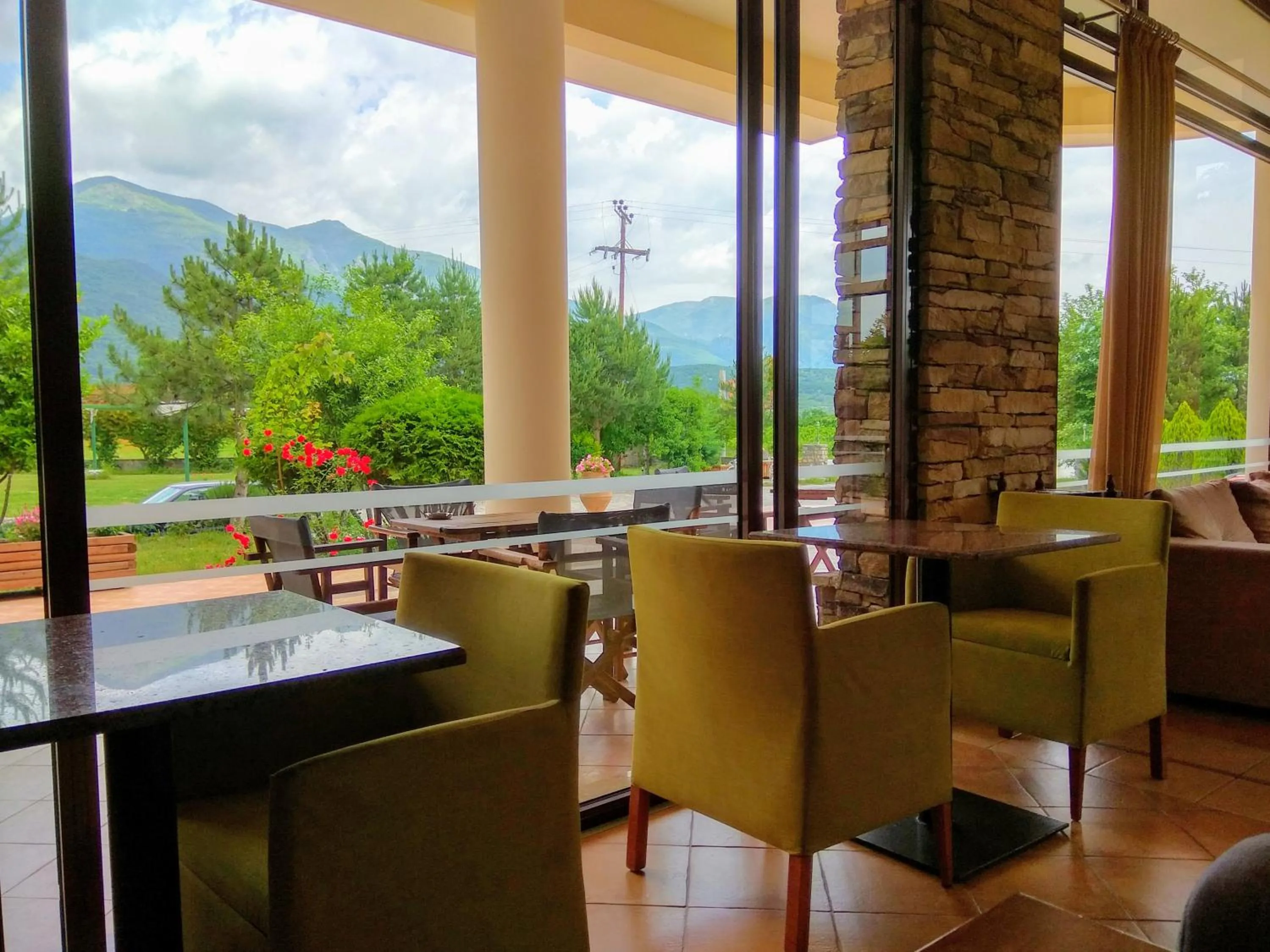 Gea Kaimaktsalan Hotel & Spa