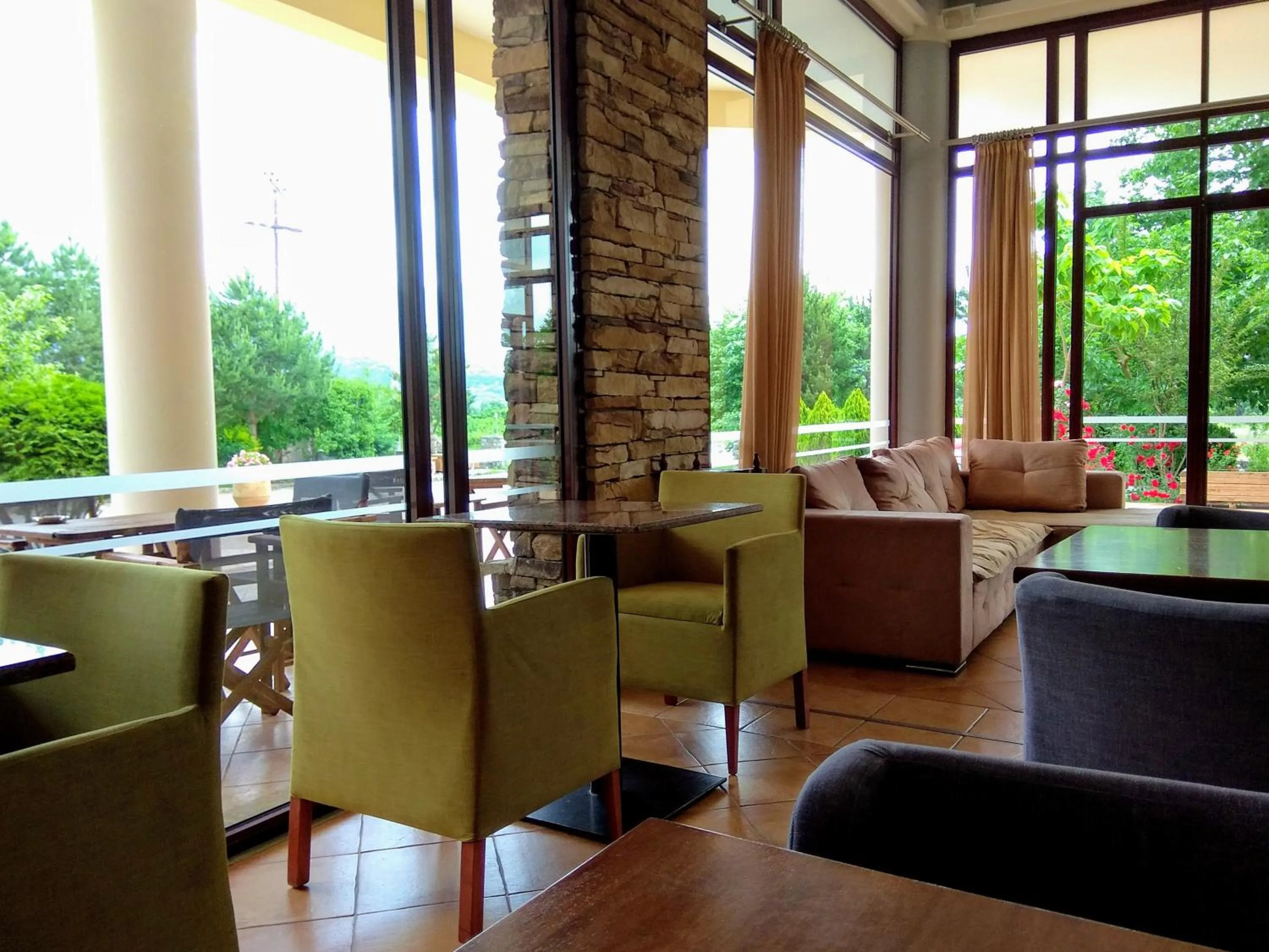 Gea Kaimaktsalan Hotel & Spa