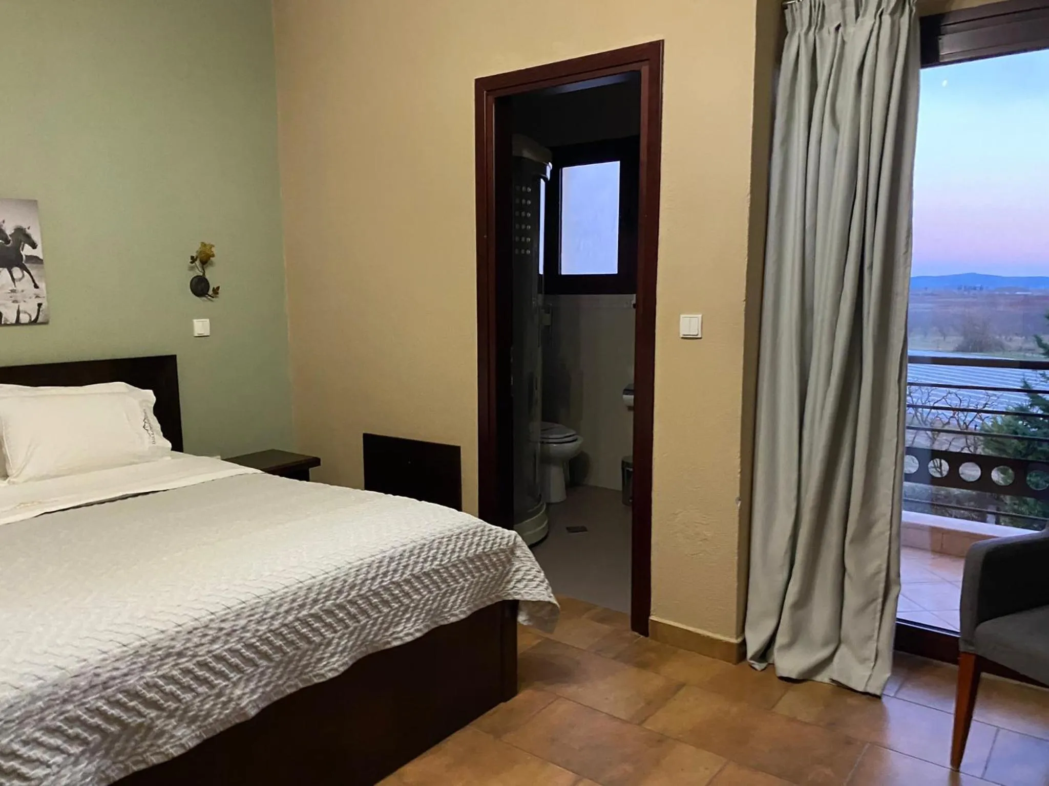 Bed in Gea Kaimaktsalan Hotel & Spa