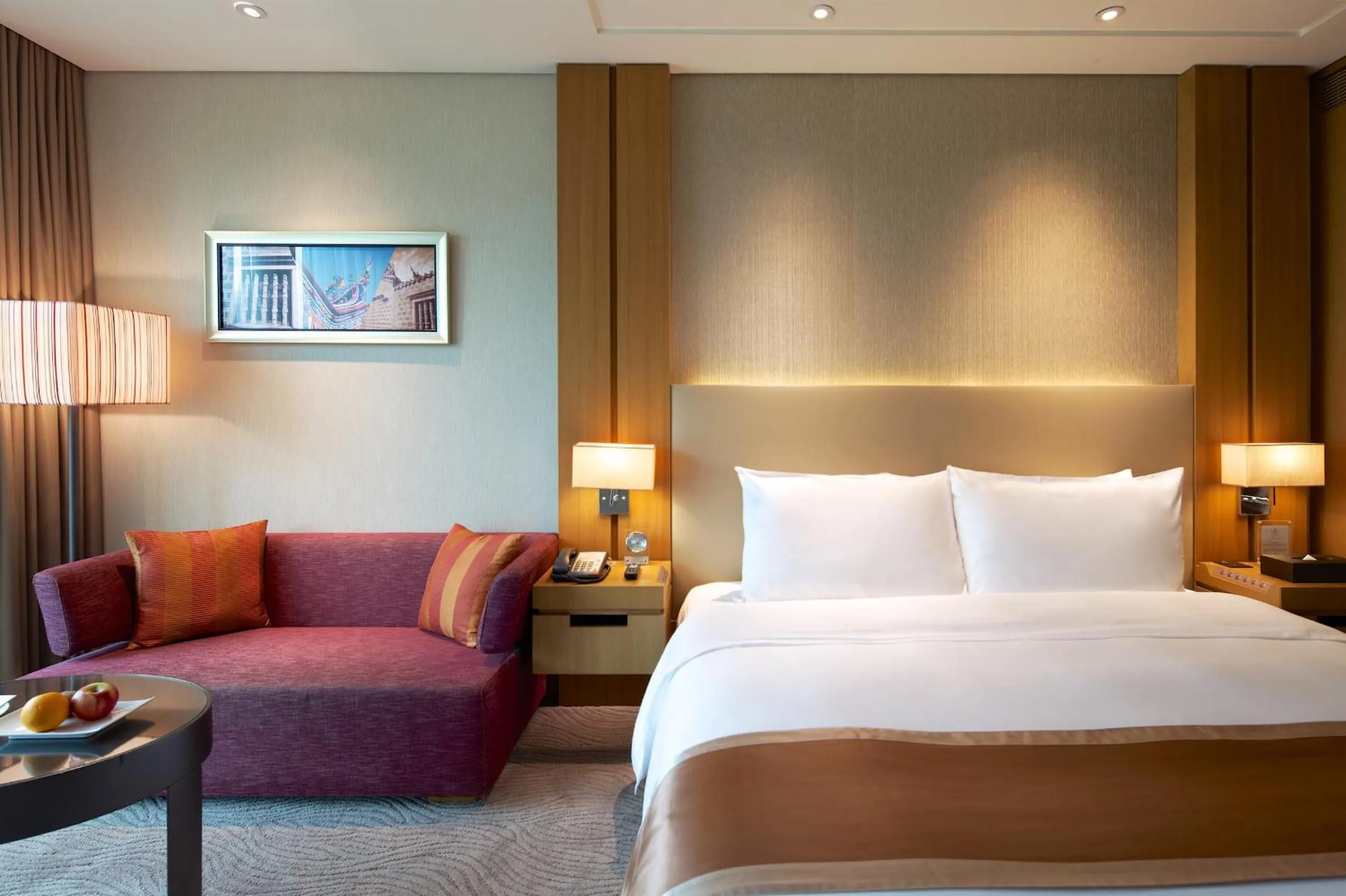 Photo of the whole room, Bed in Millennium Hotel Taichung