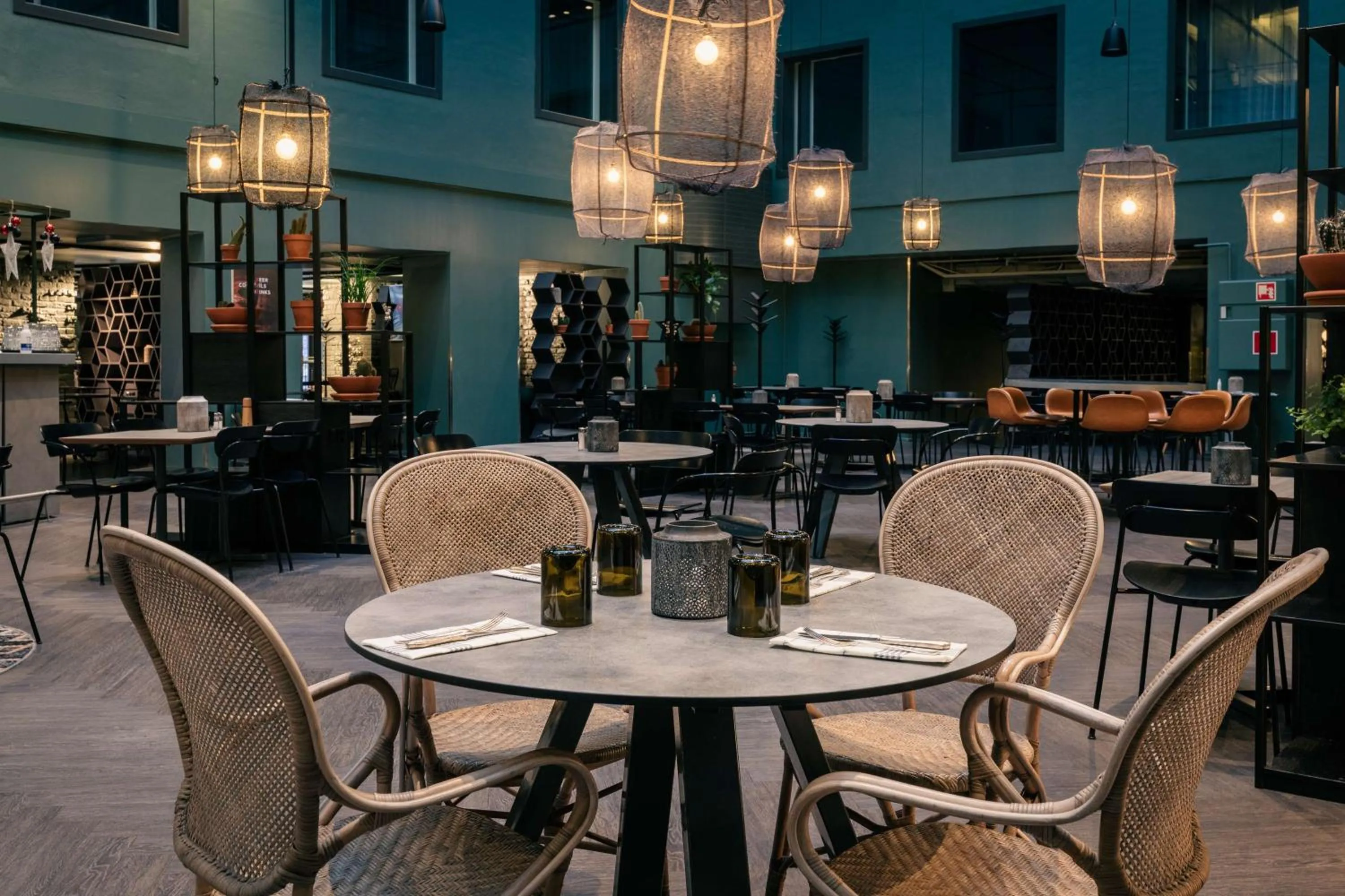 Restaurant/places to eat in Scandic Tampere City