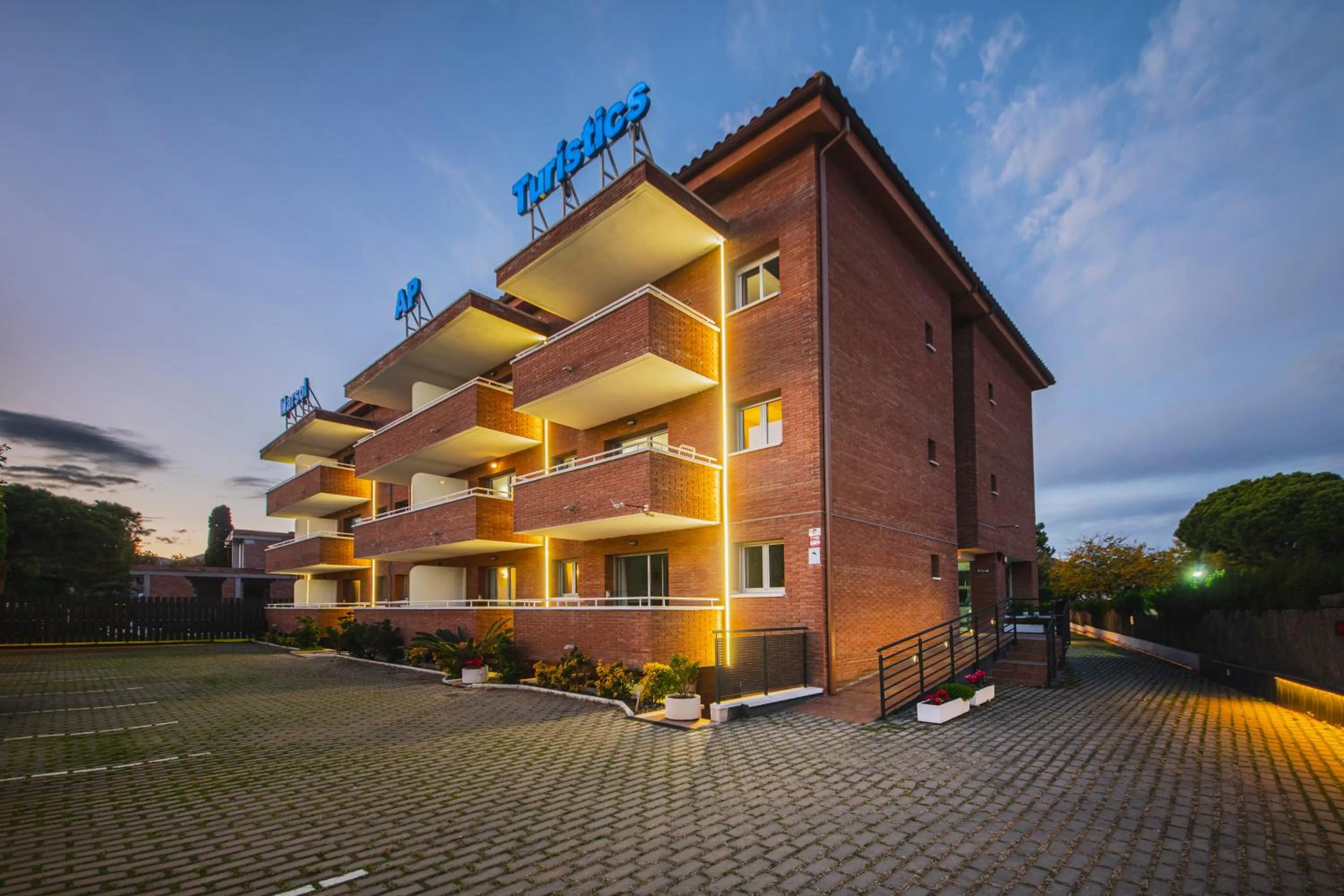 Property building in Aparthotel Marsol