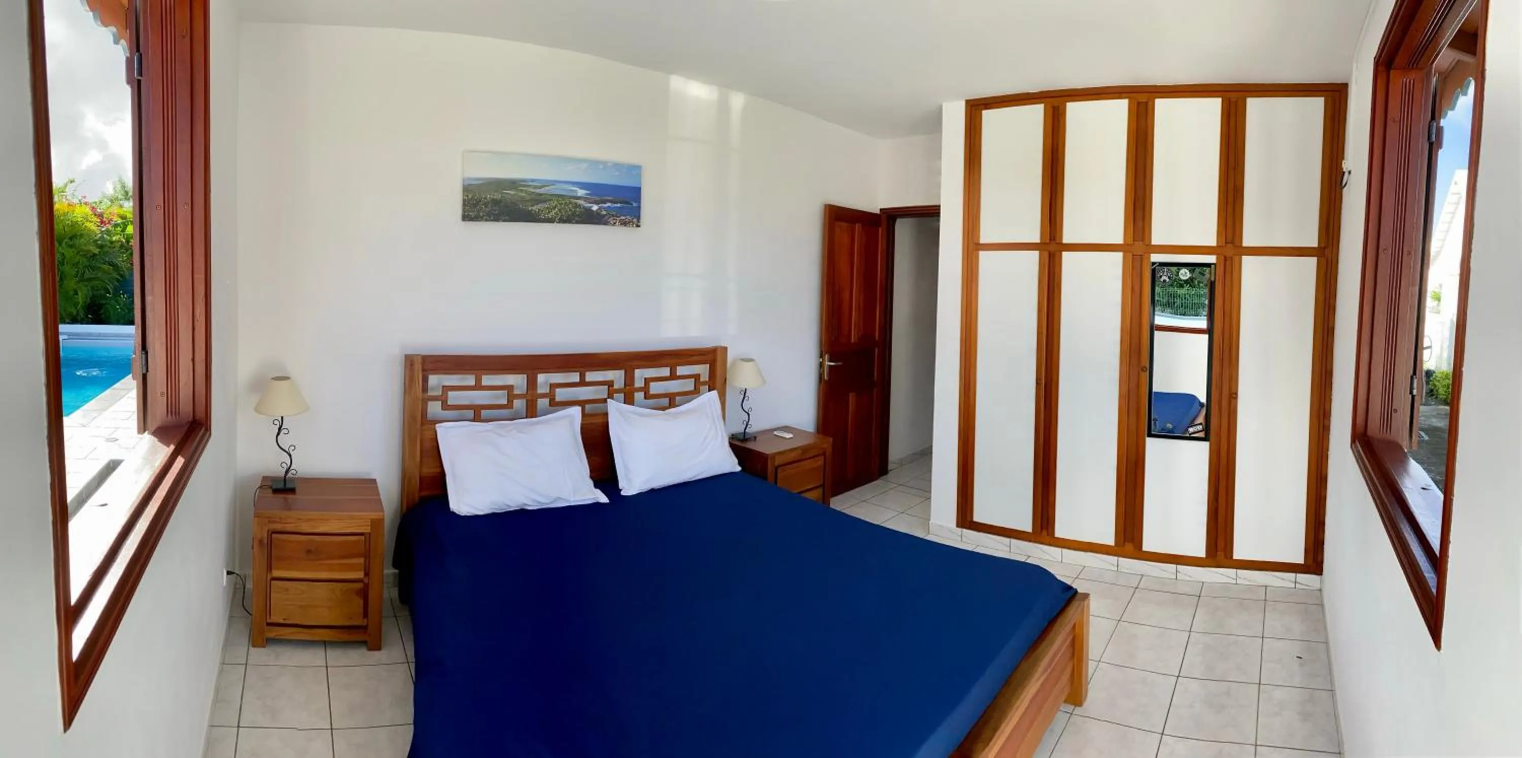 Bed in Villa les Lataniers St-Francois
