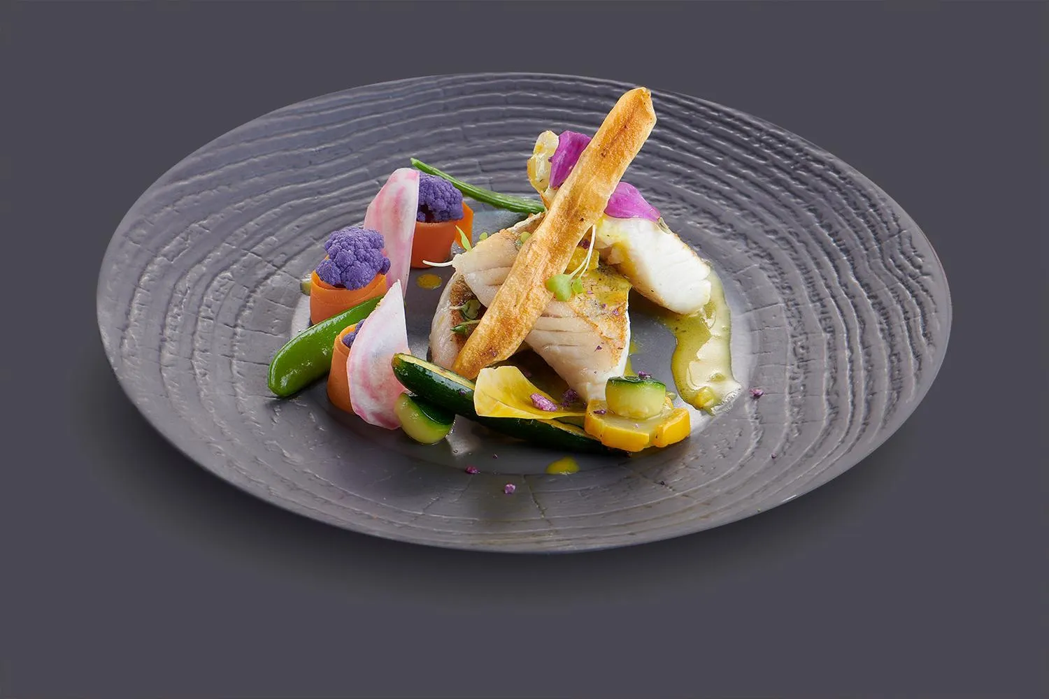 Restaurant/places to eat in Le Leman Hotel