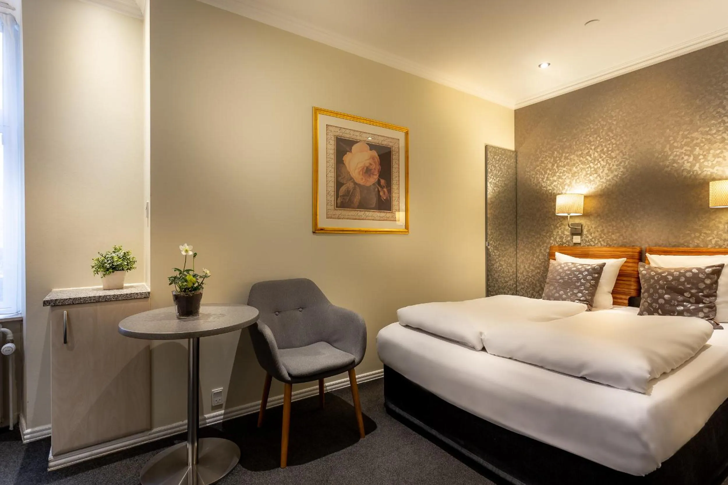 Living room, Bed in Hotel Tiffany