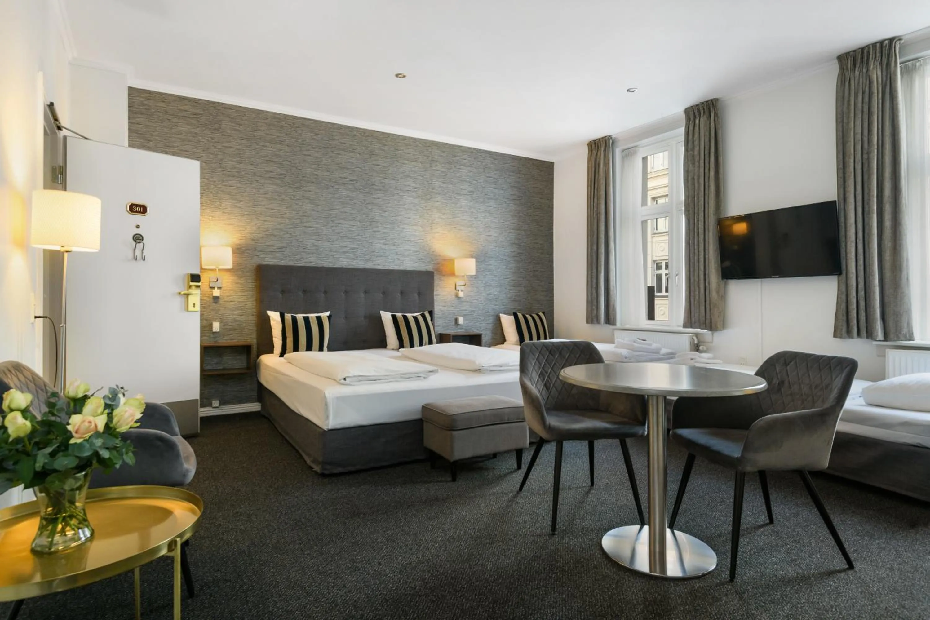 Bed in Hotel Tiffany