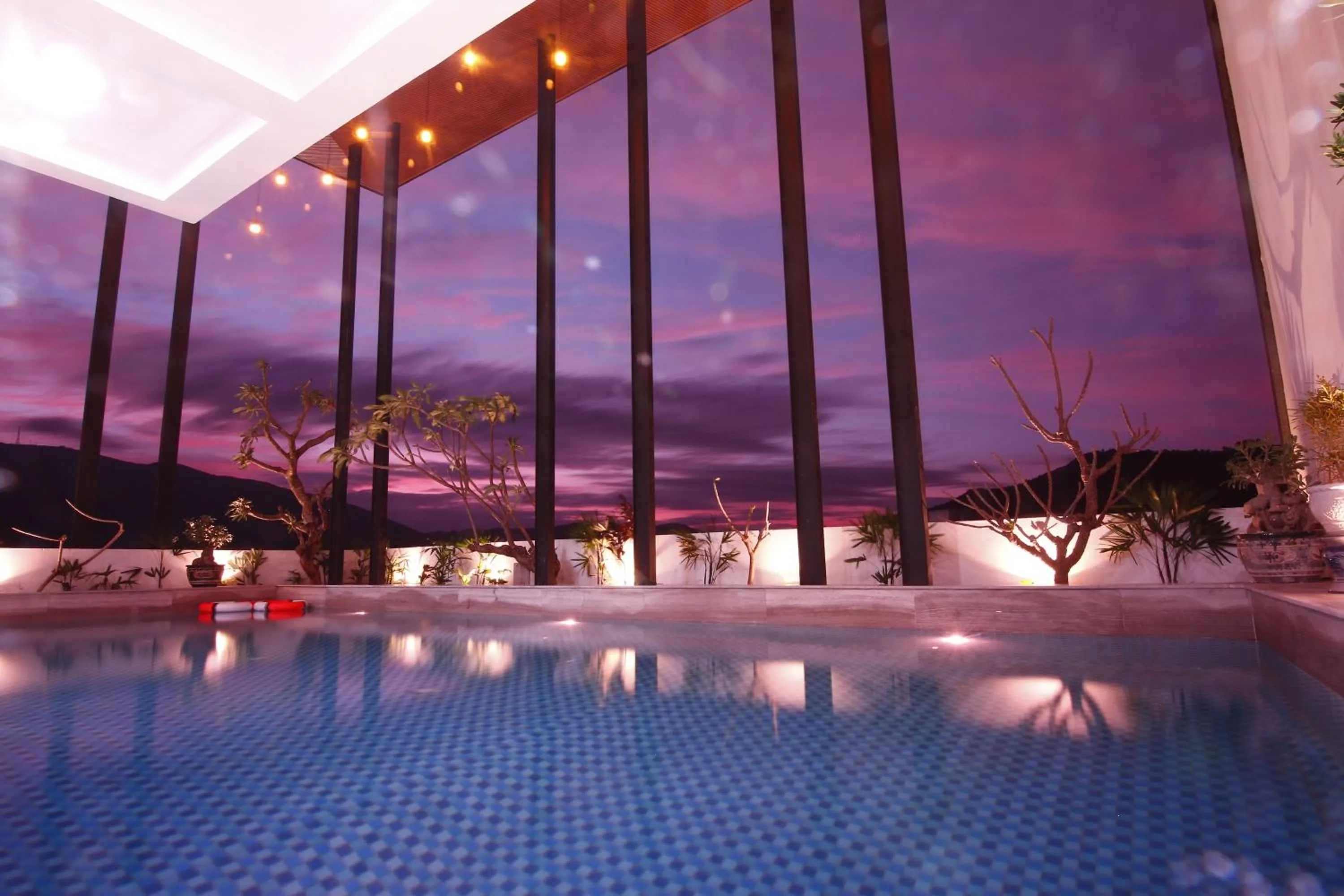 Swimming pool in MENTO HOTEL QUY NHƠN