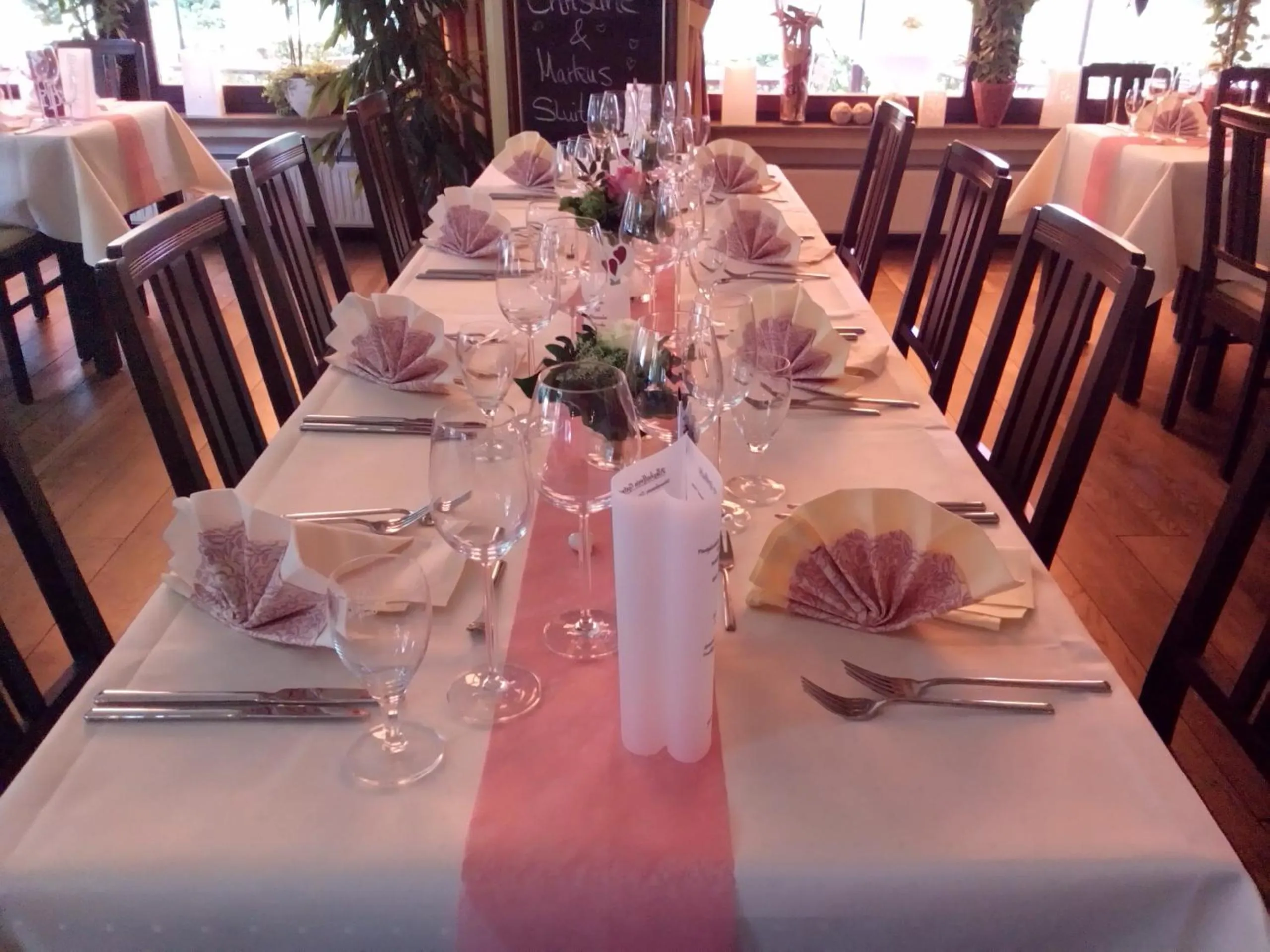 Restaurant/places to eat in Nierswalder Landhaus