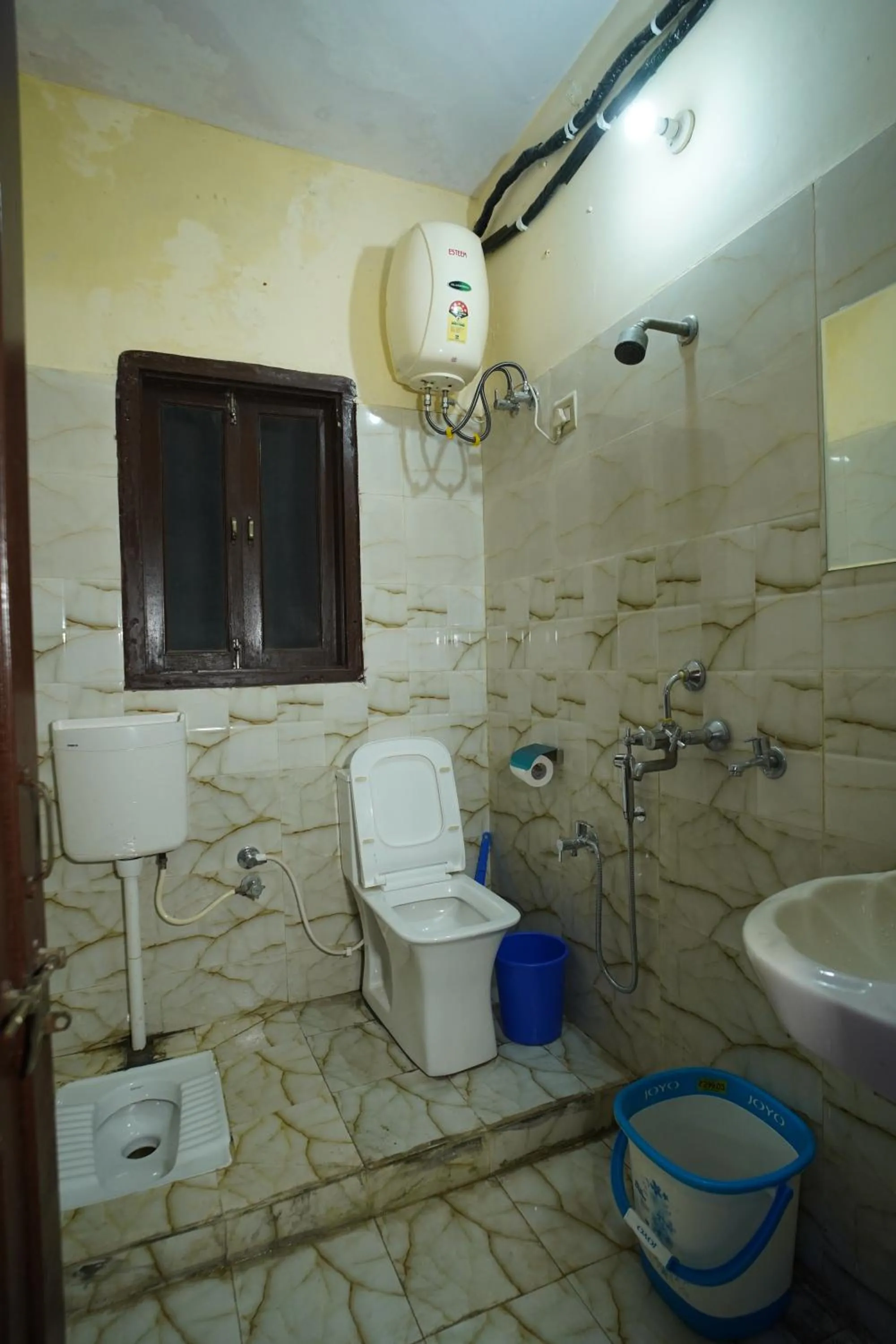 Bathroom in Om Trance Homestay
