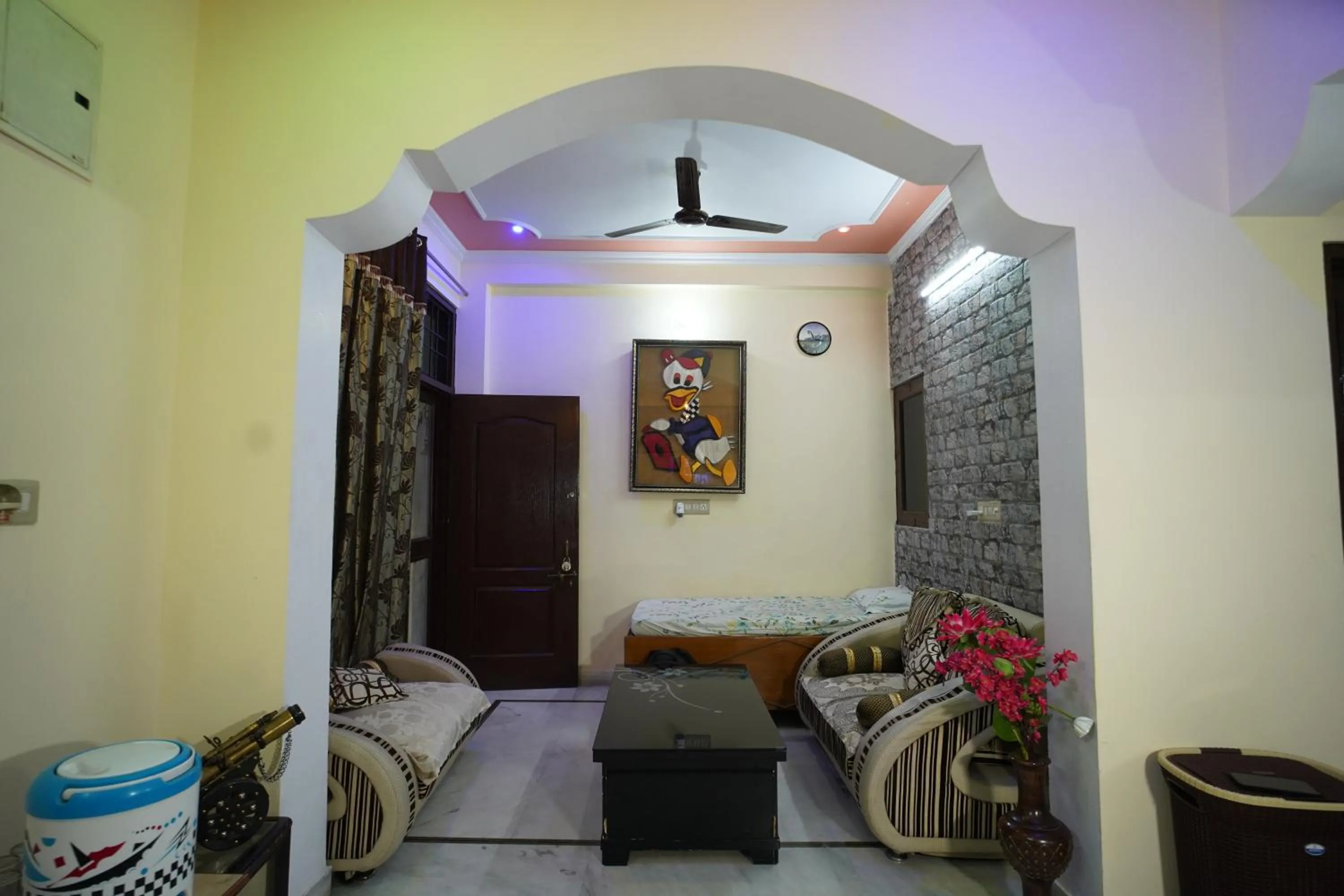 Seating area in Om Trance Homestay