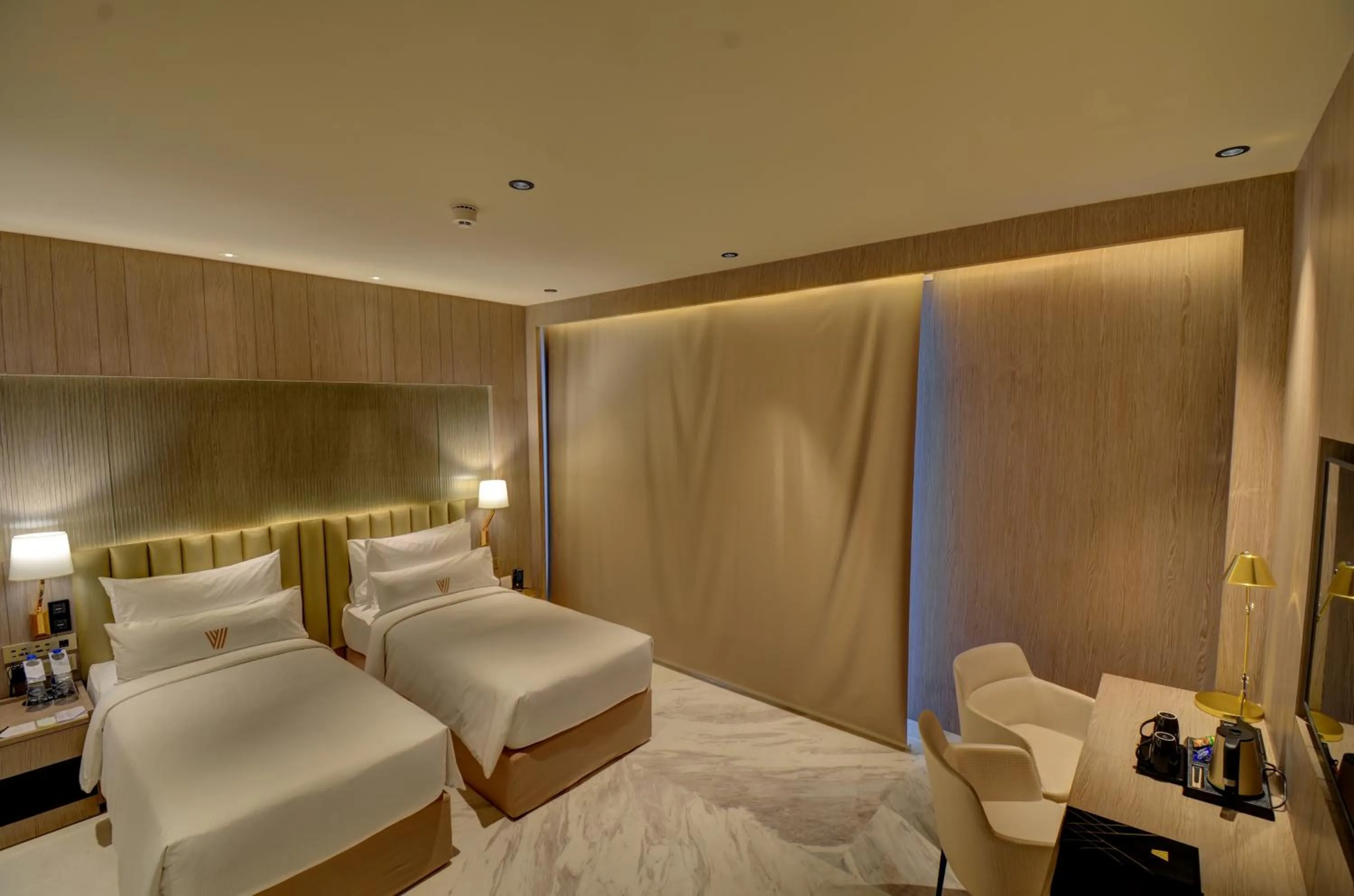 Bedroom, Bed in Vividus