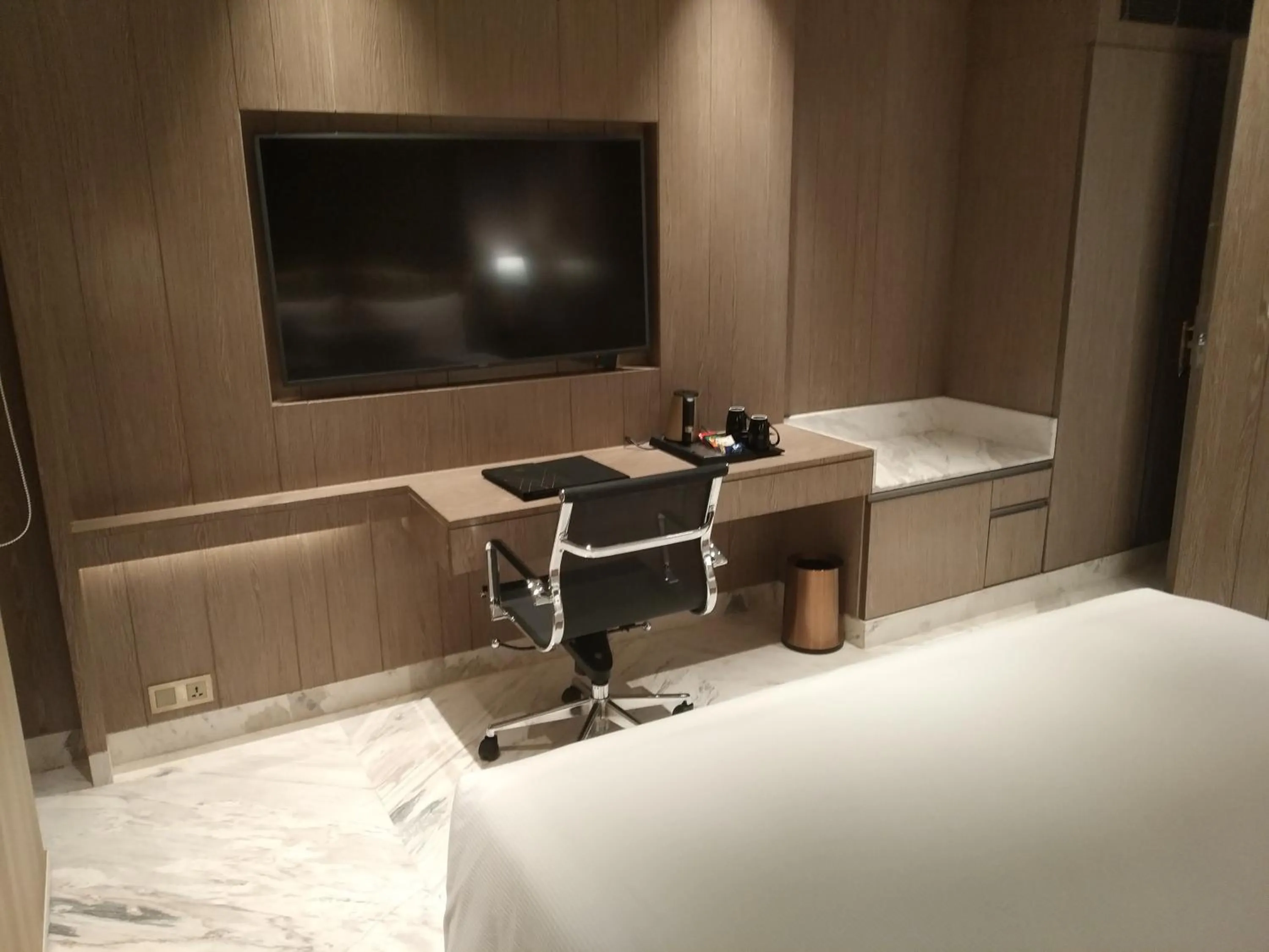 TV and multimedia, Bed in Vividus