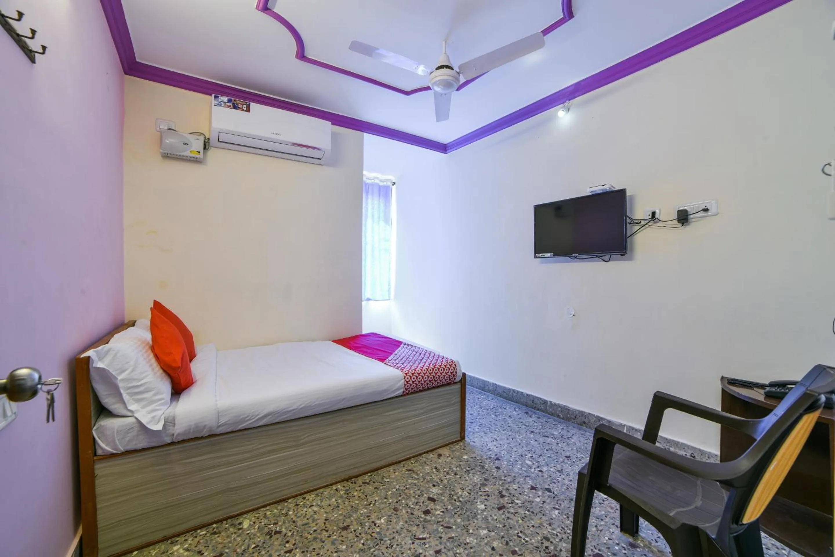 Bedroom, Bed in Hotel O Radika Residency