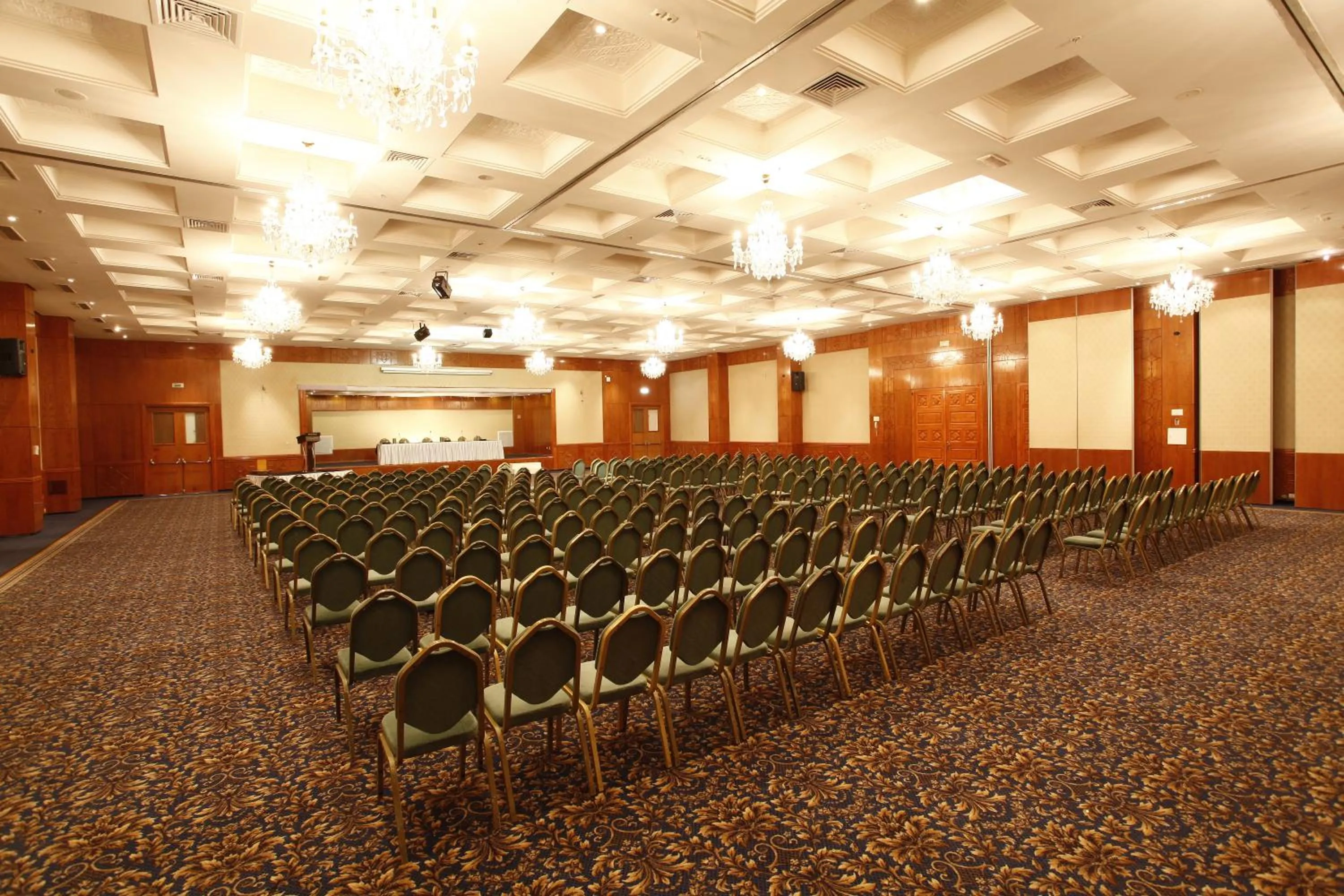 Banquet/Function facilities in Regency Tunis Hotel