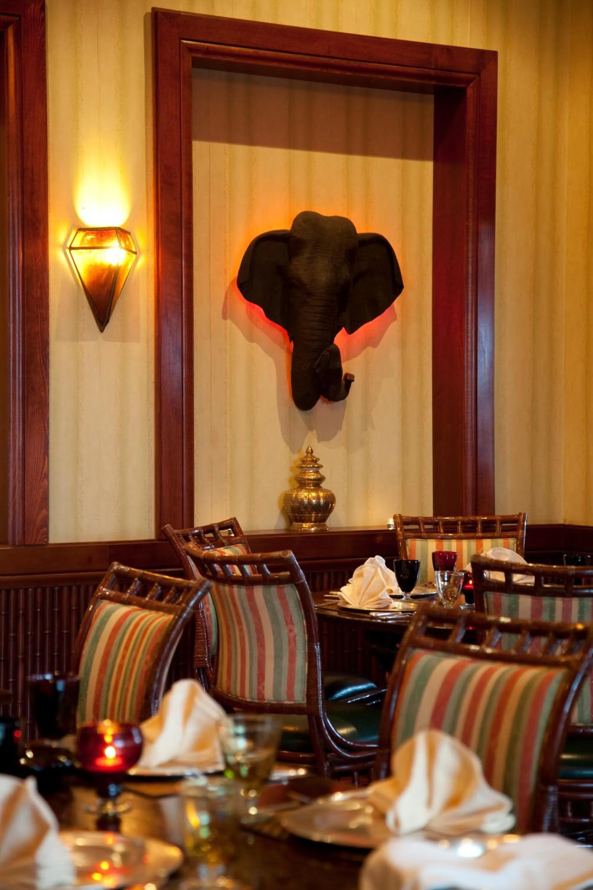 Restaurant/places to eat in Regency Tunis Hotel