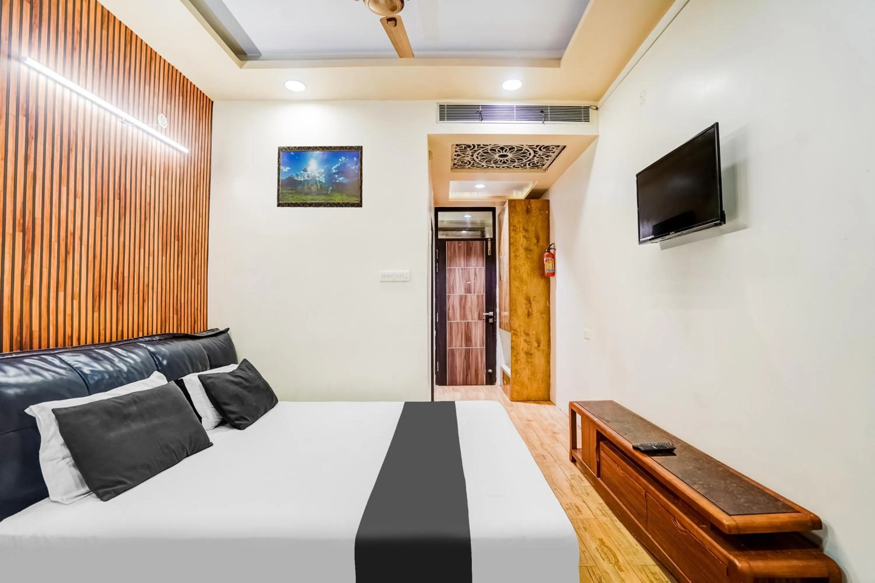 Bedroom in Townhouse Keshavpuram