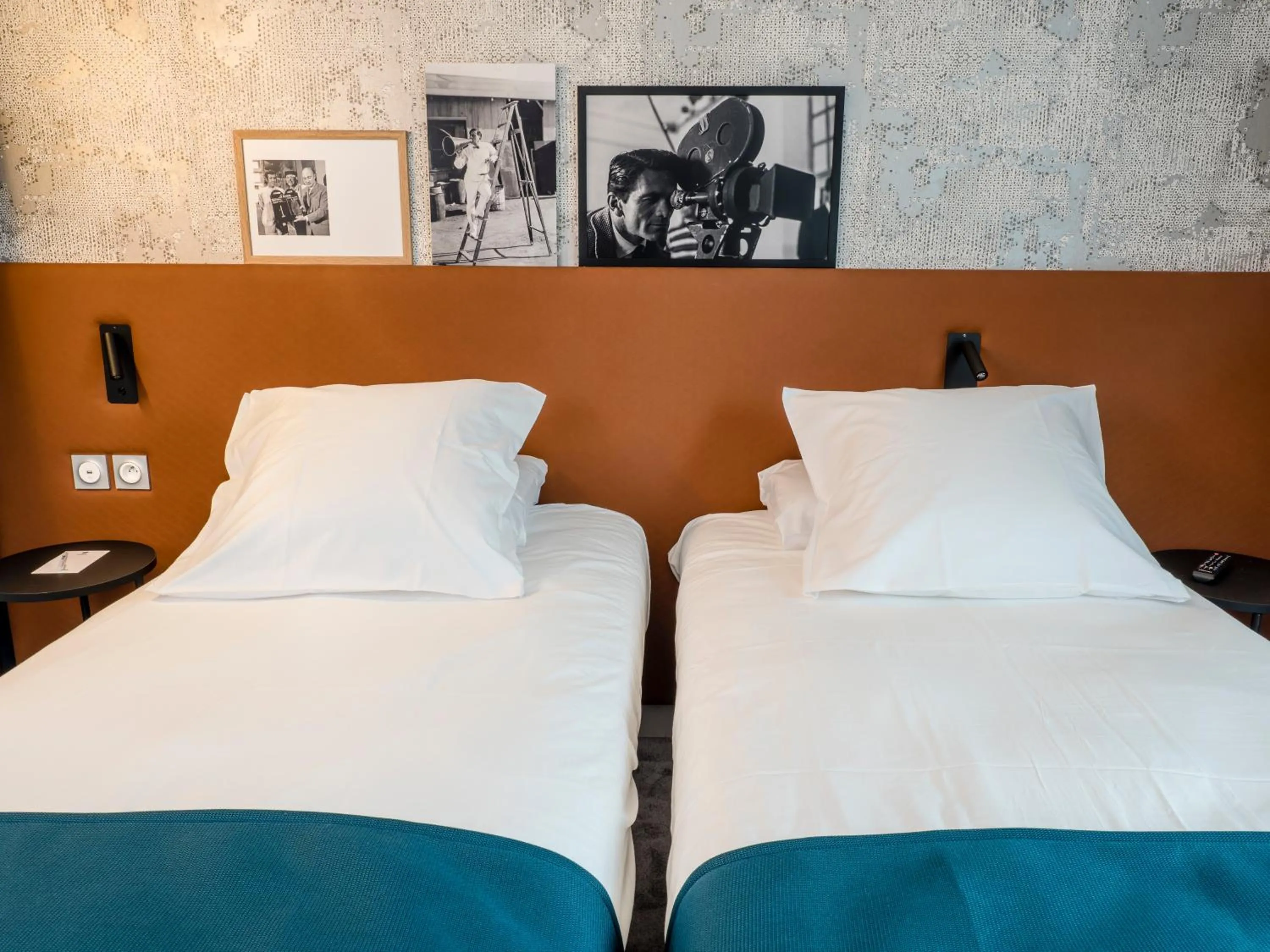 Bed in BEST WESTERN HOTEL DIJON QUETIGNY