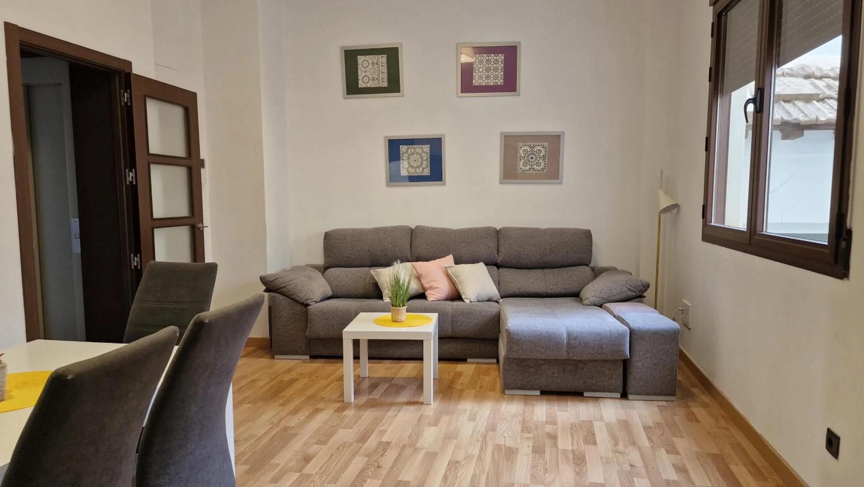 Living room in Imeda Apartamentos Escudo del Carmen 19