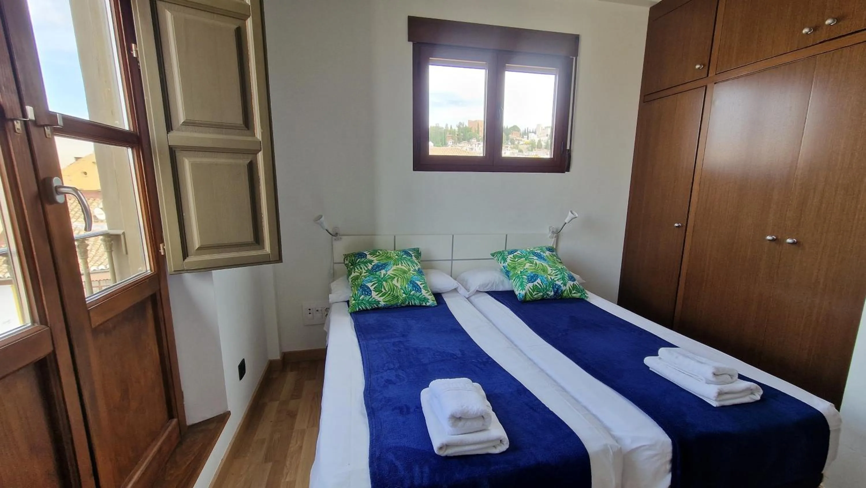 Bedroom, Bed in Imeda Apartamentos Escudo del Carmen 19
