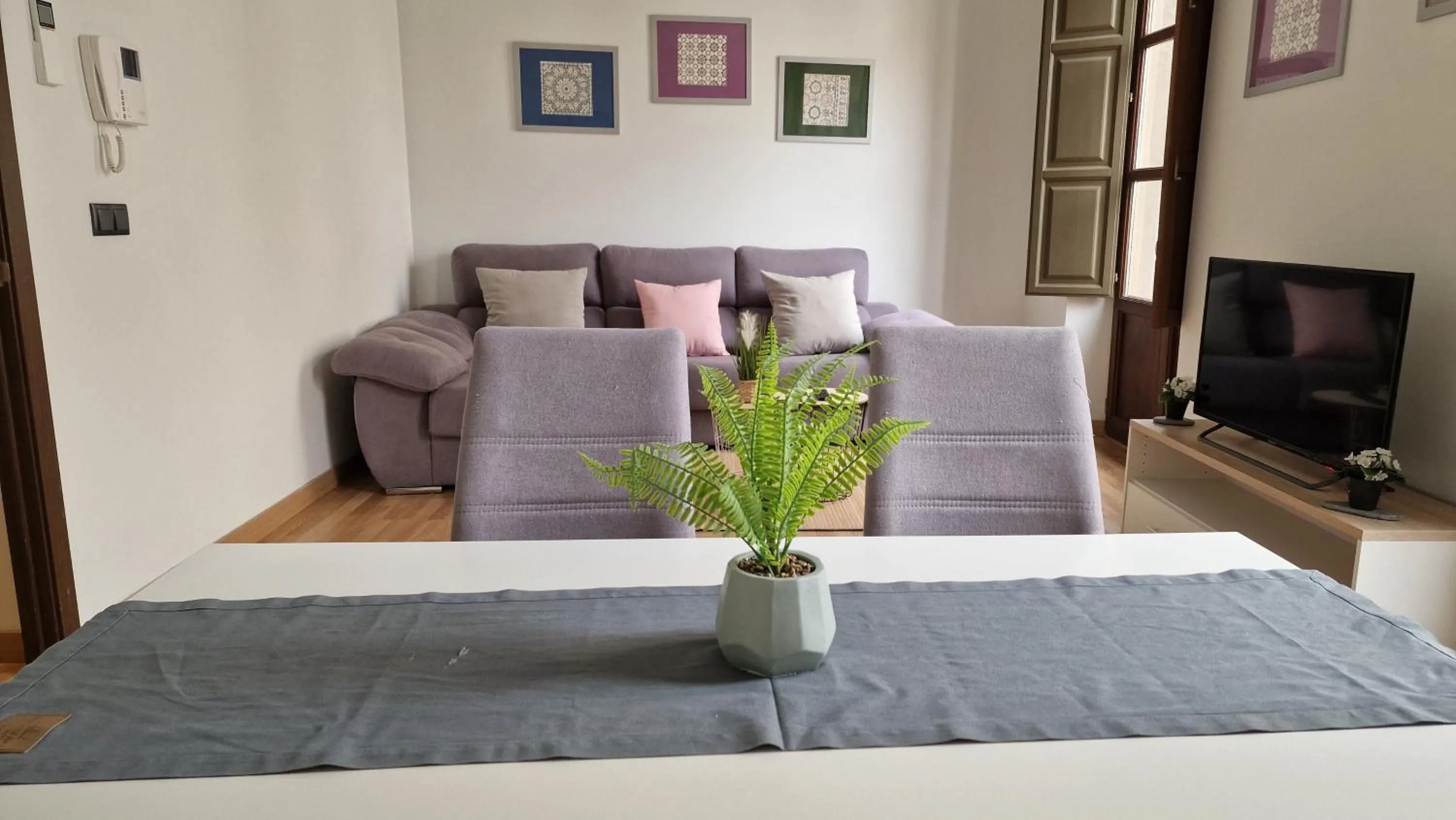 Living room in Imeda Apartamentos Escudo del Carmen 19