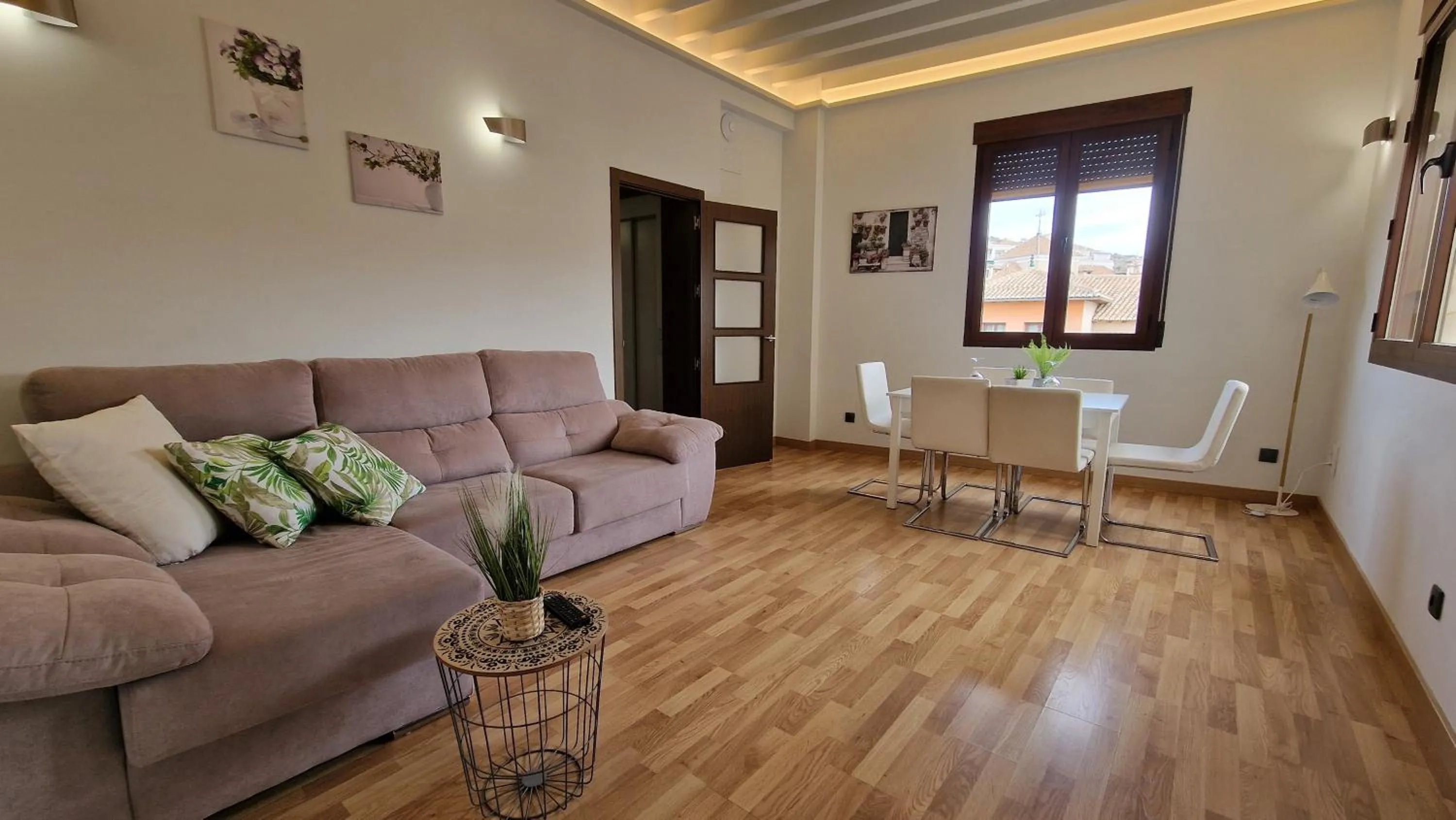 Living room in Imeda Apartamentos Escudo del Carmen 19