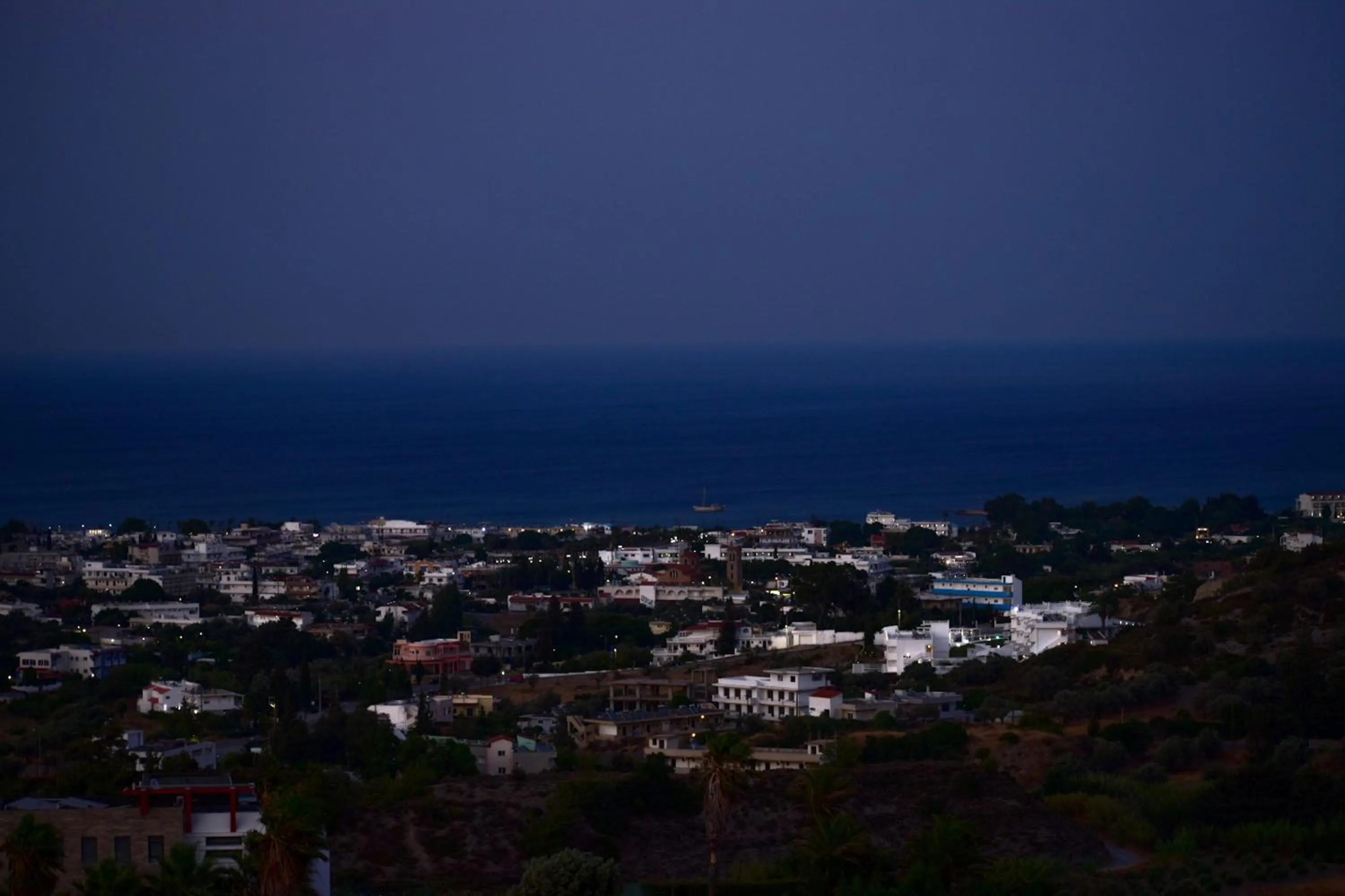 City view in Oleander Studios