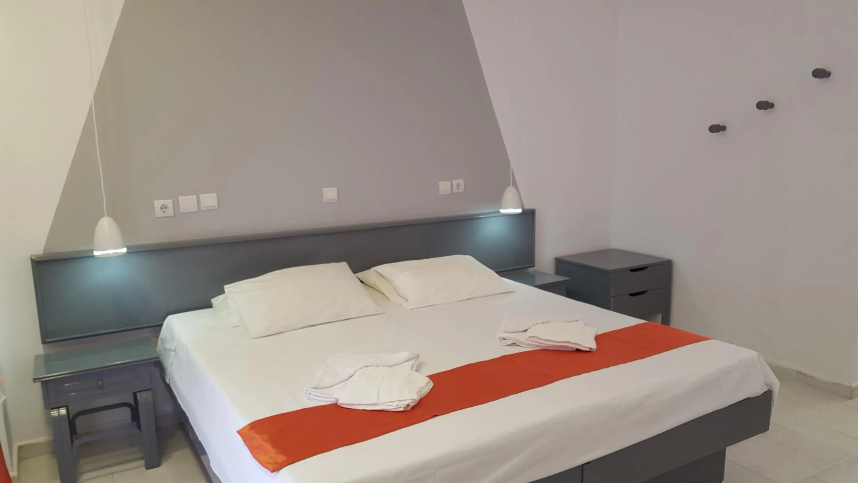 Bed in Oleander Studios