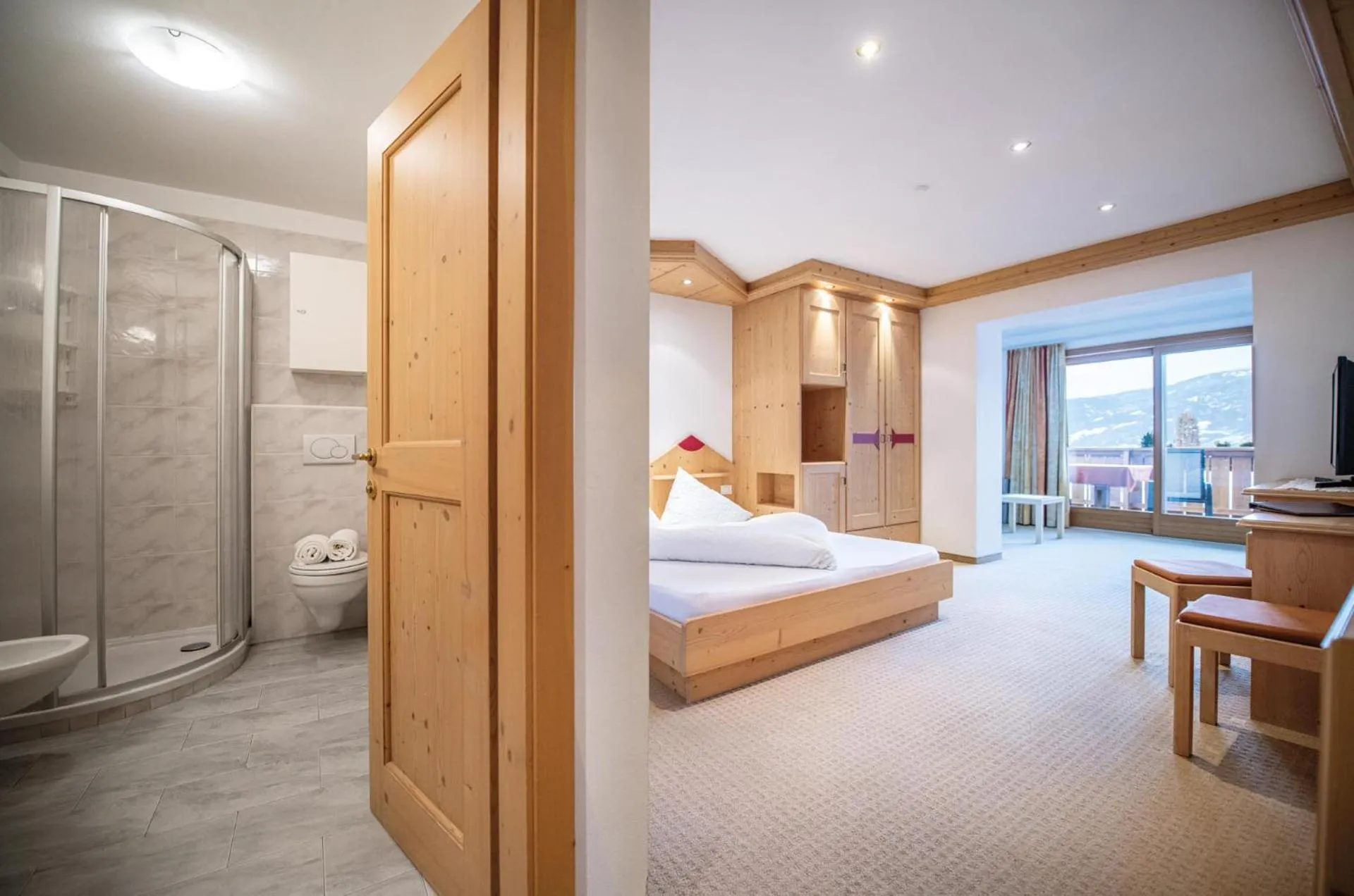 Bathroom, Bed in Gasthof Teiser Stern