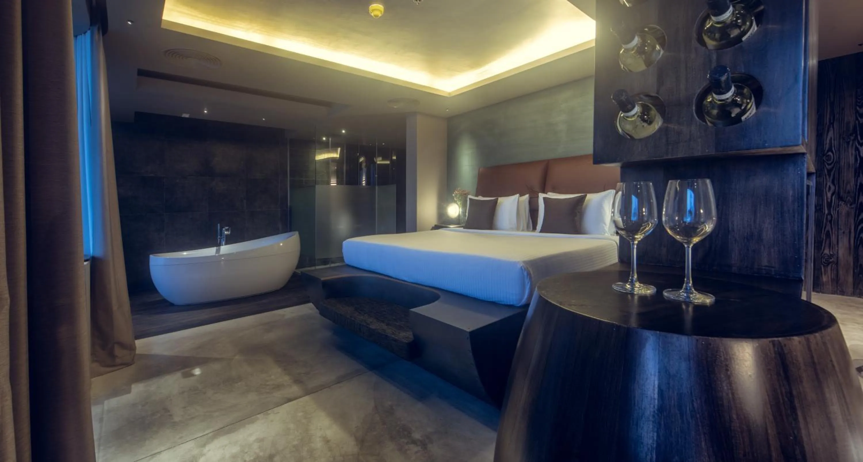 Other, Bed in Pledge Scape