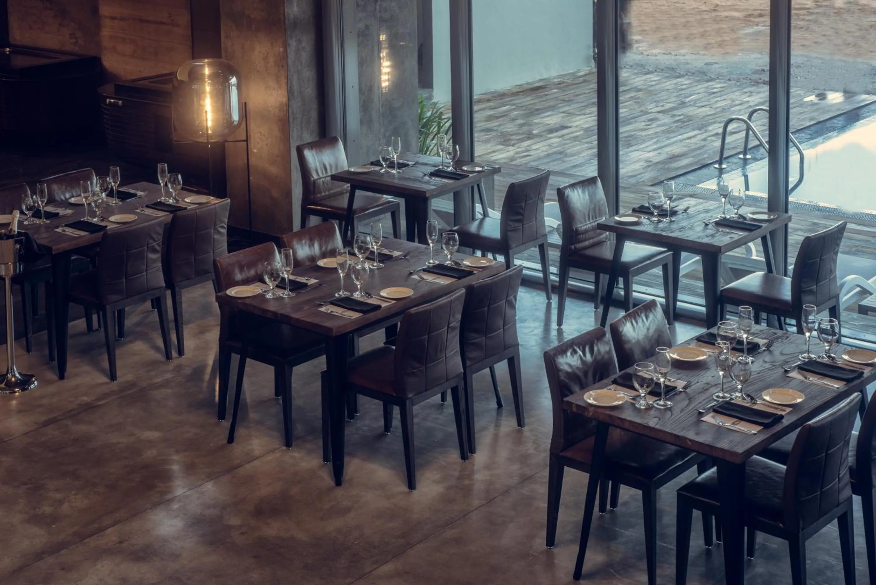 Restaurant/places to eat in Pledge Scape